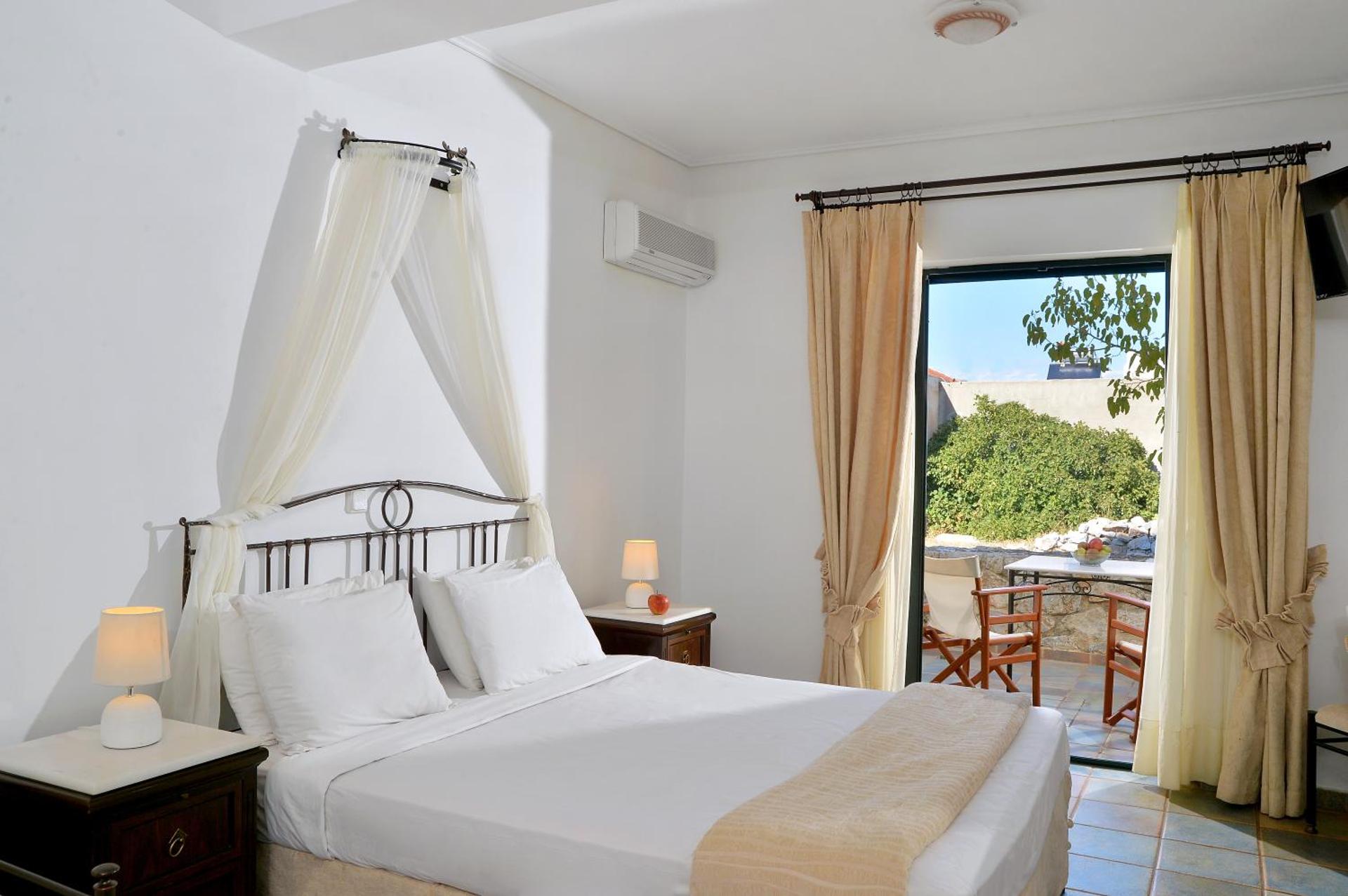 Vasilaras Hotel - Photo 114