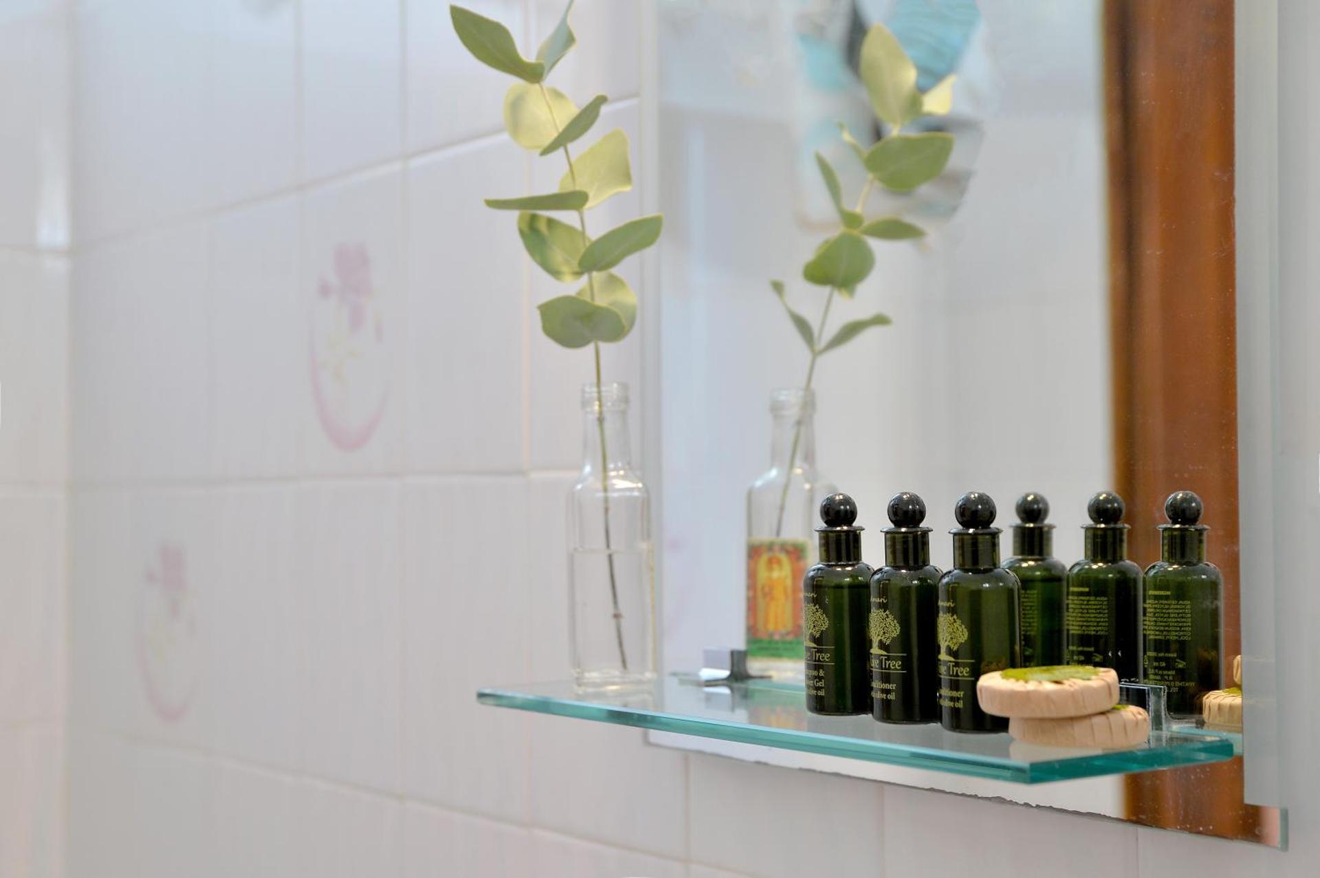 Vasilaras Hotel - Photo 61