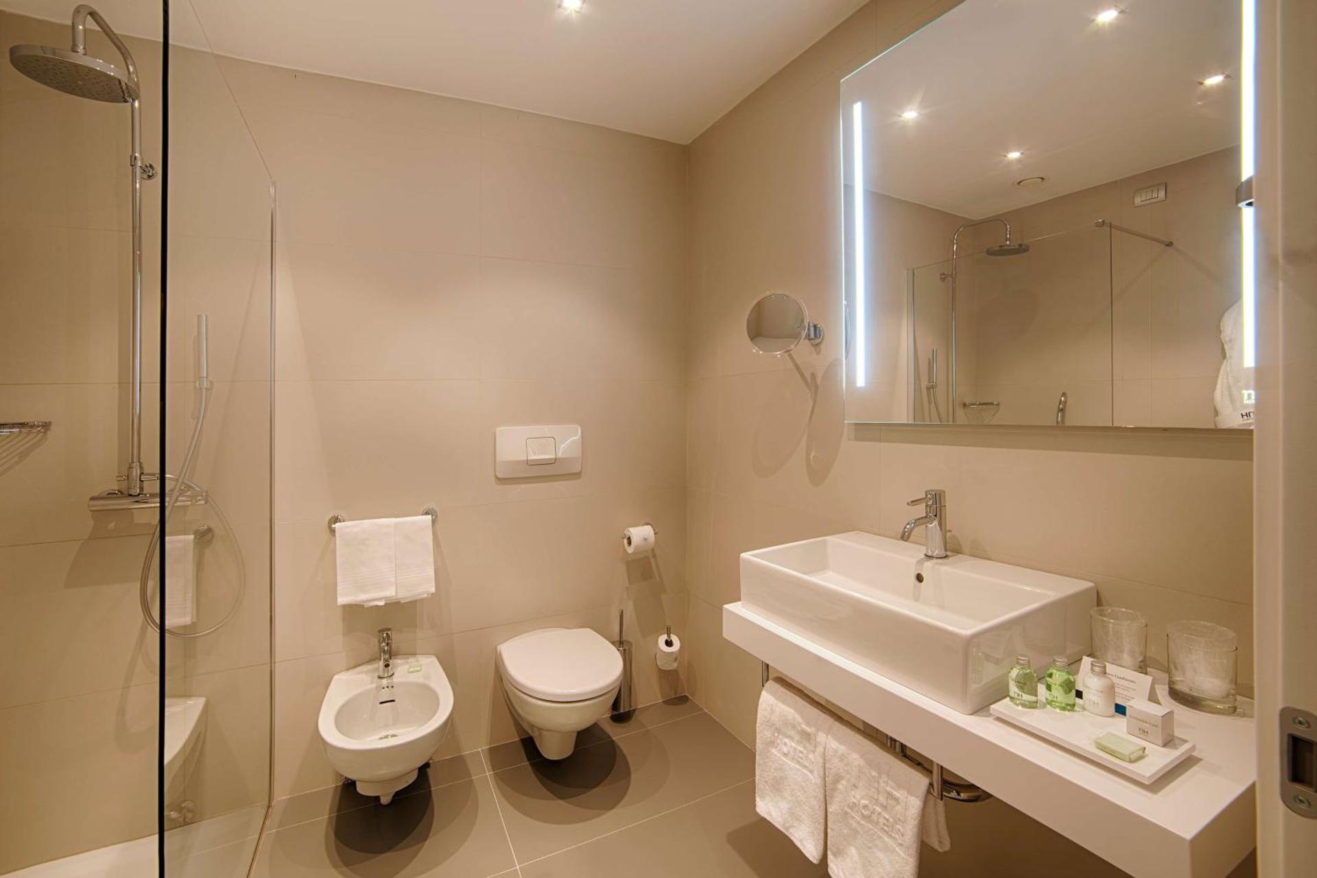 NH Torino Centro - Photo 44