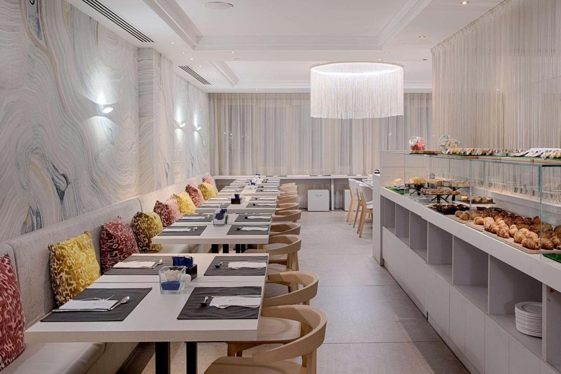 NH Torino Centro - Photo 15