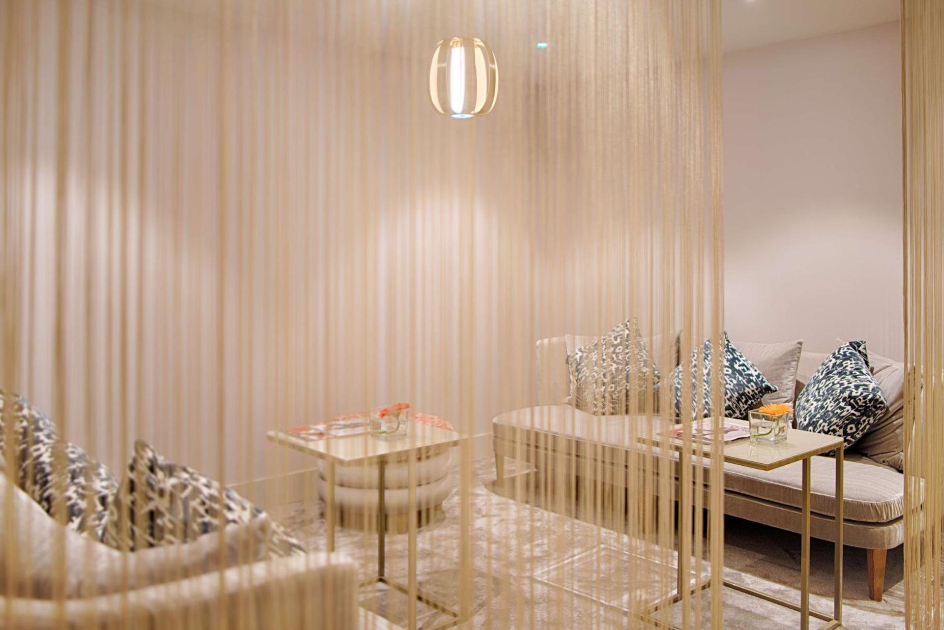 NH Torino Centro - Photo 19