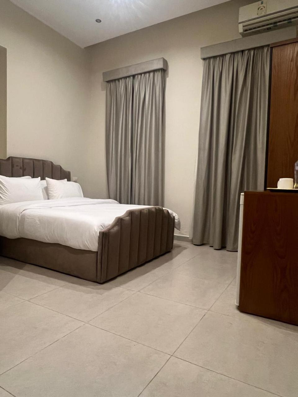 Perla Pyramids Palace - Photo 20