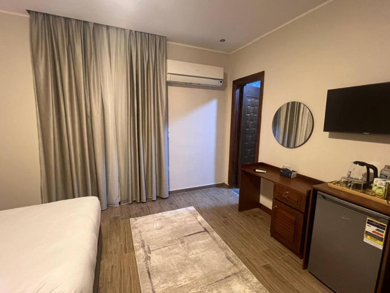 Perla Pyramids Palace - Photo 4