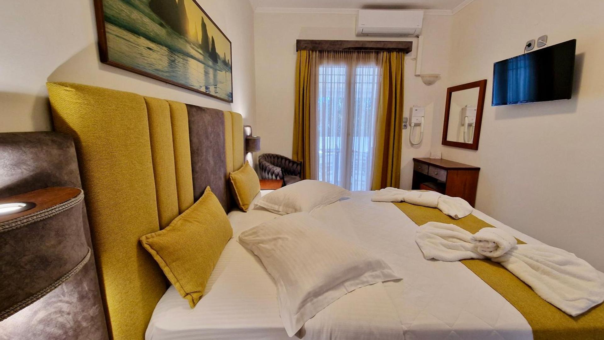 Hotel Dionysis Studios - Photo 62