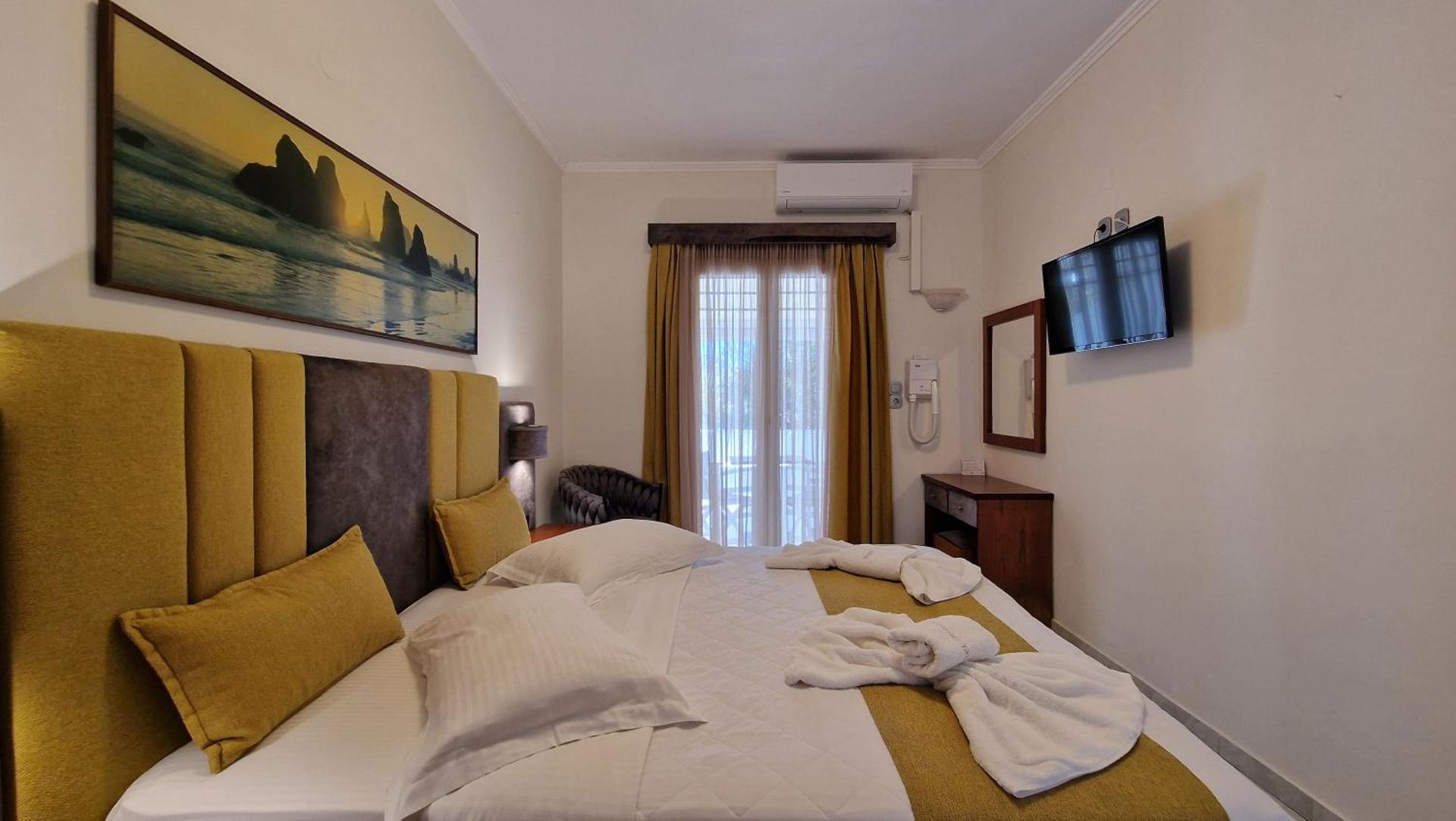 Hotel Dionysis Studios - Photo 78