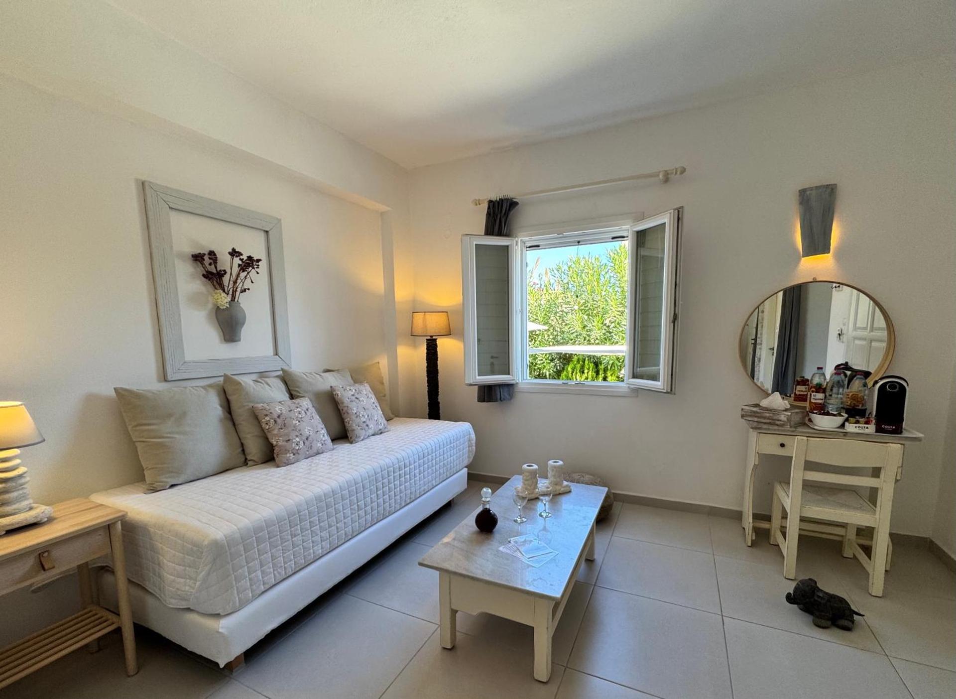 Diplos Studios - Photo 149