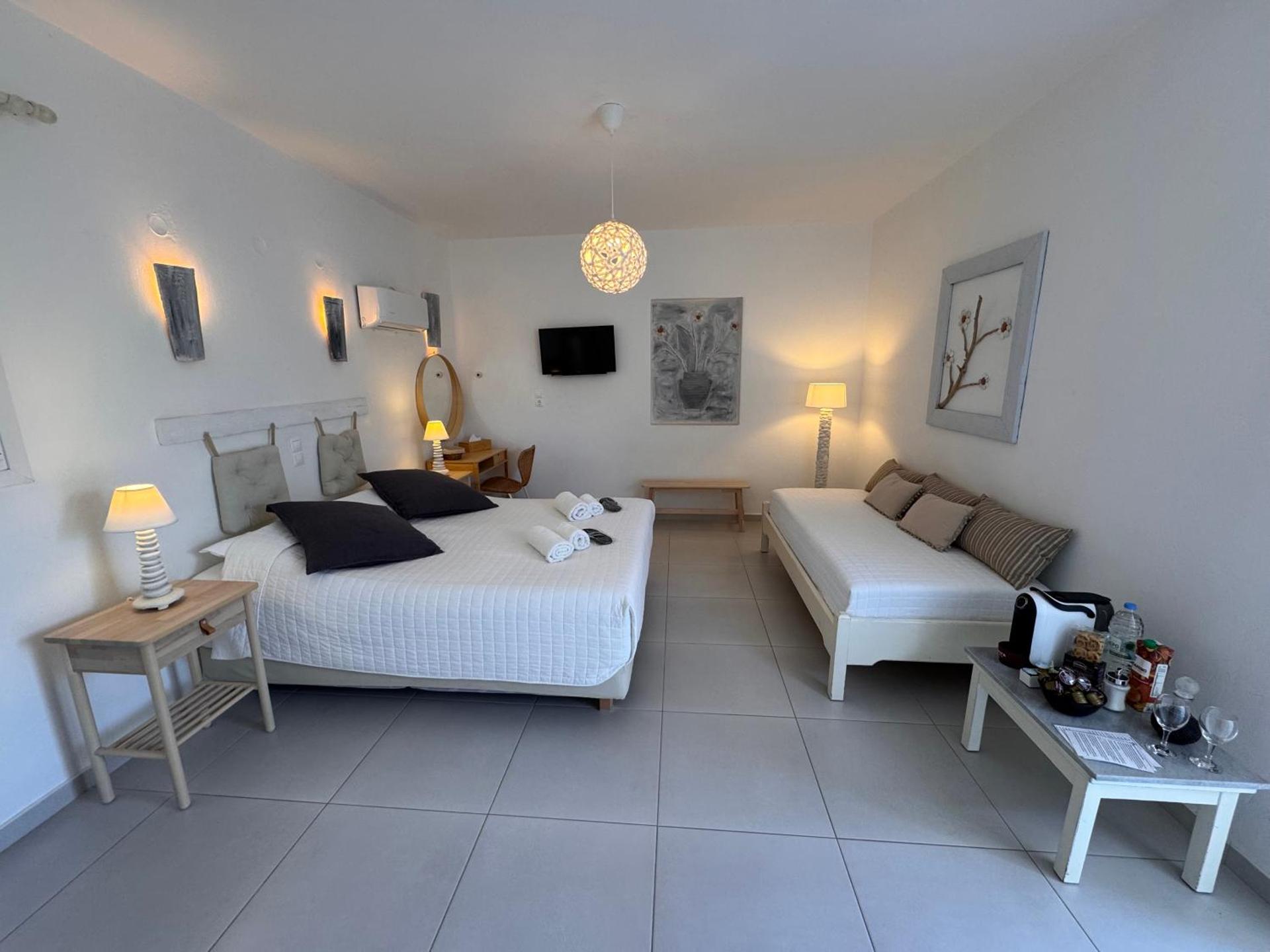 Diplos Studios - Photo 155