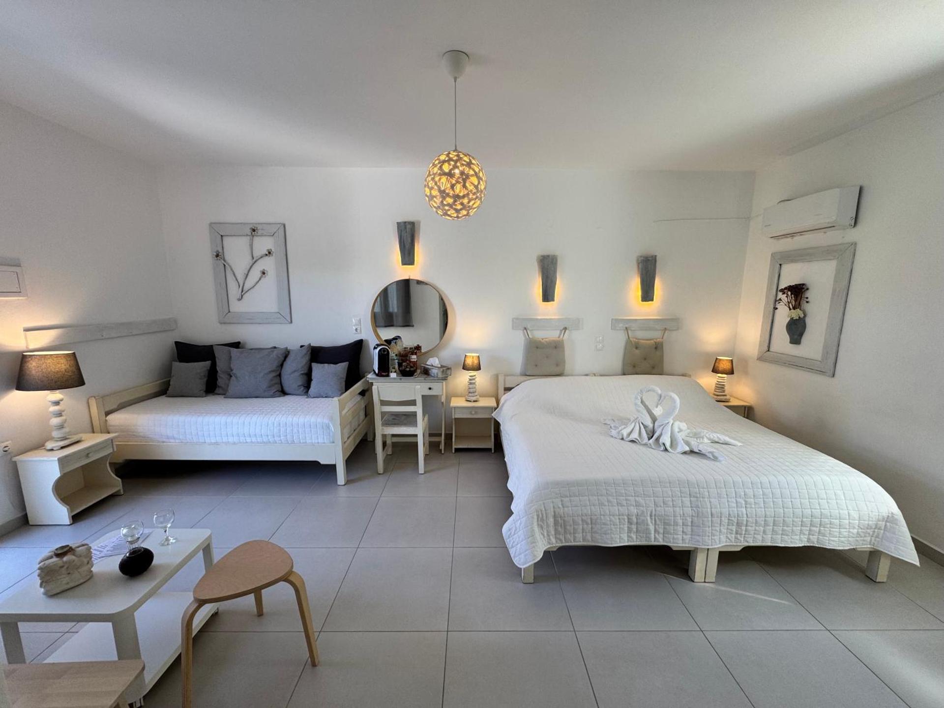 Diplos Studios - Photo 158