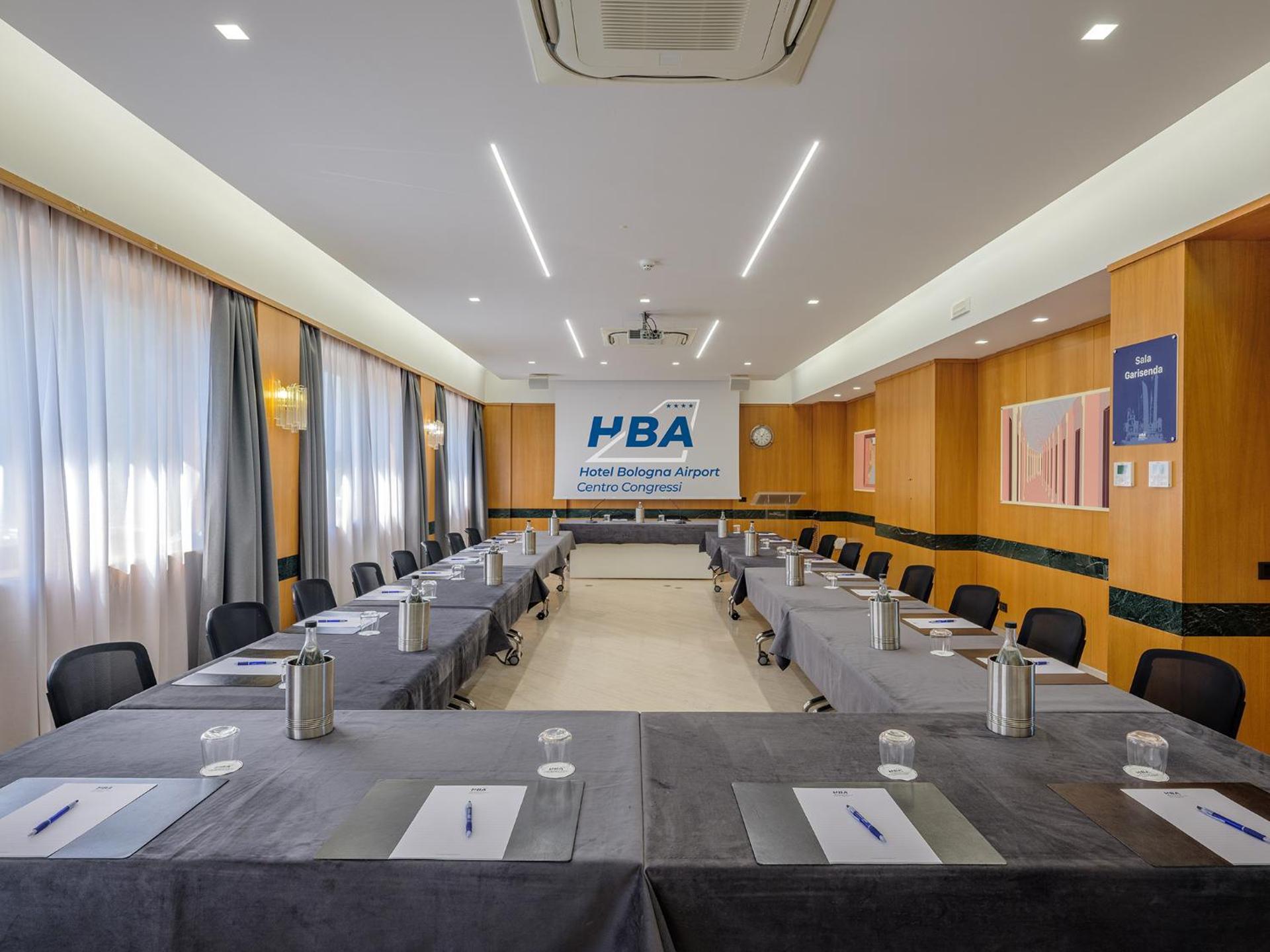 Hotel Bologna Airport - Photo 65