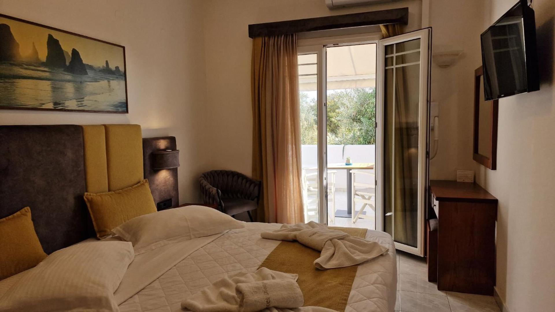 Hotel Dionysis Studios - Photo 75