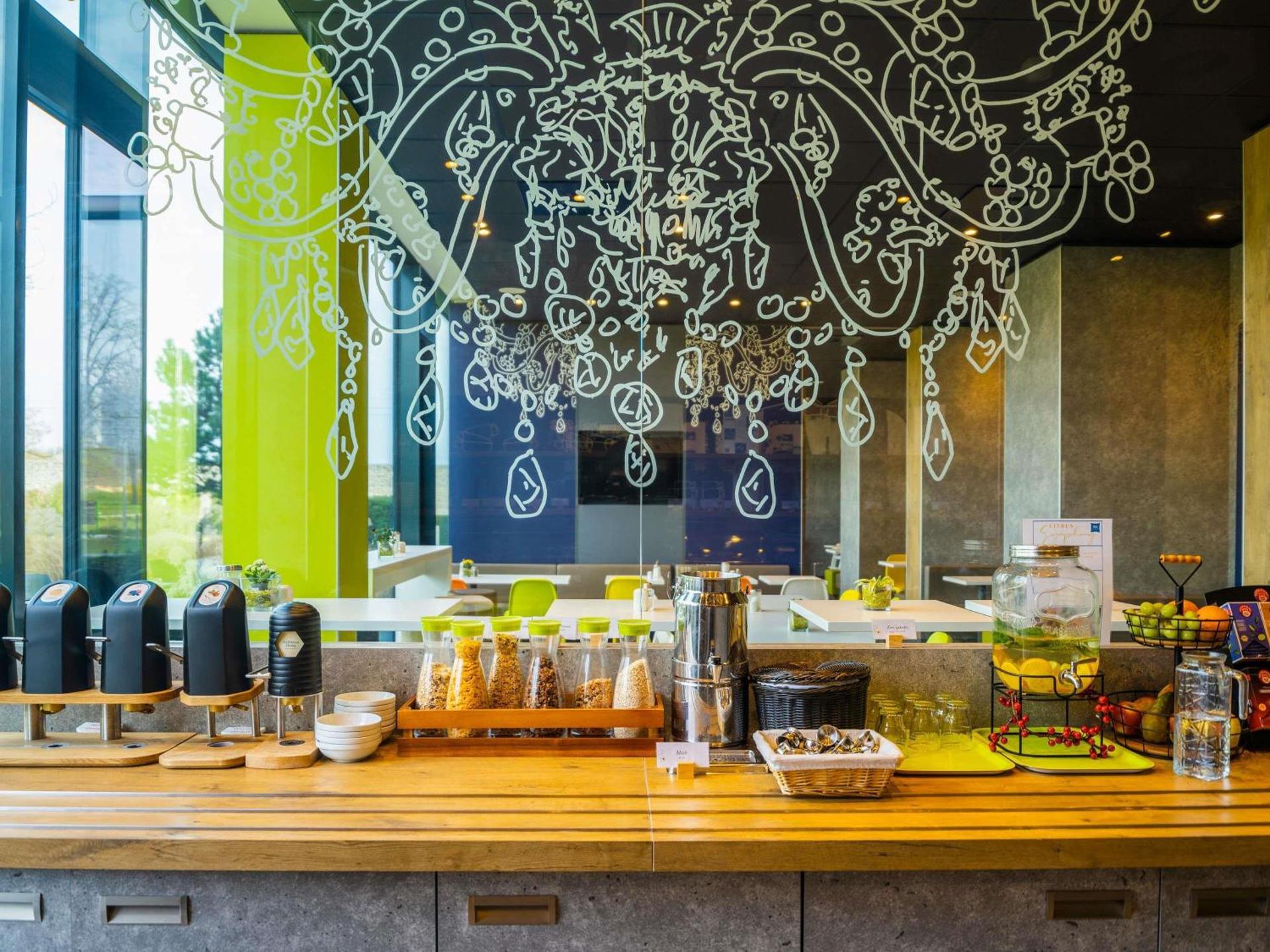 ibis budget Muenchen City Olympiapark - Photo 48