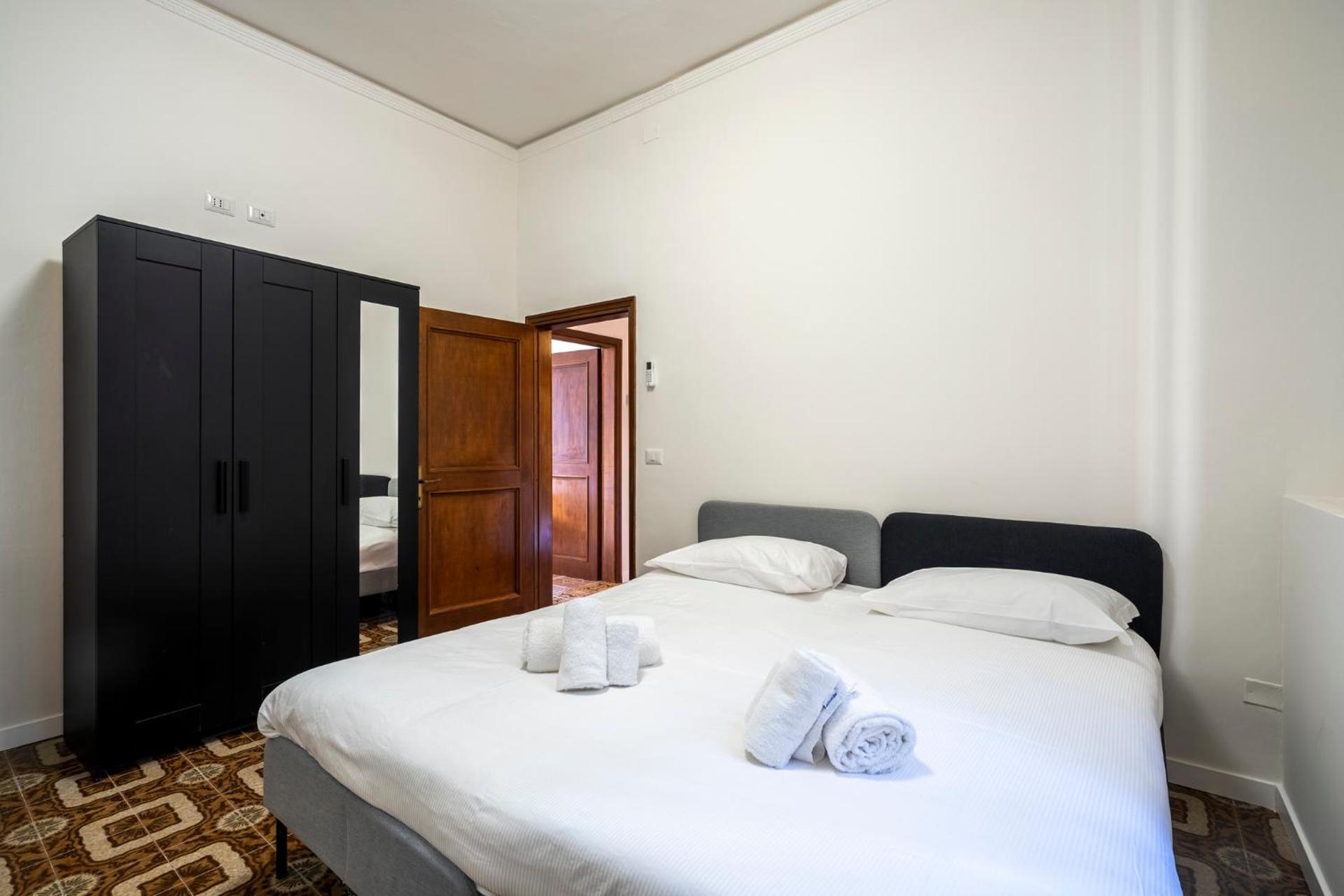 Firenze Center - 9' to Duomo & Uffizi - AC, Wifi - Photo 14