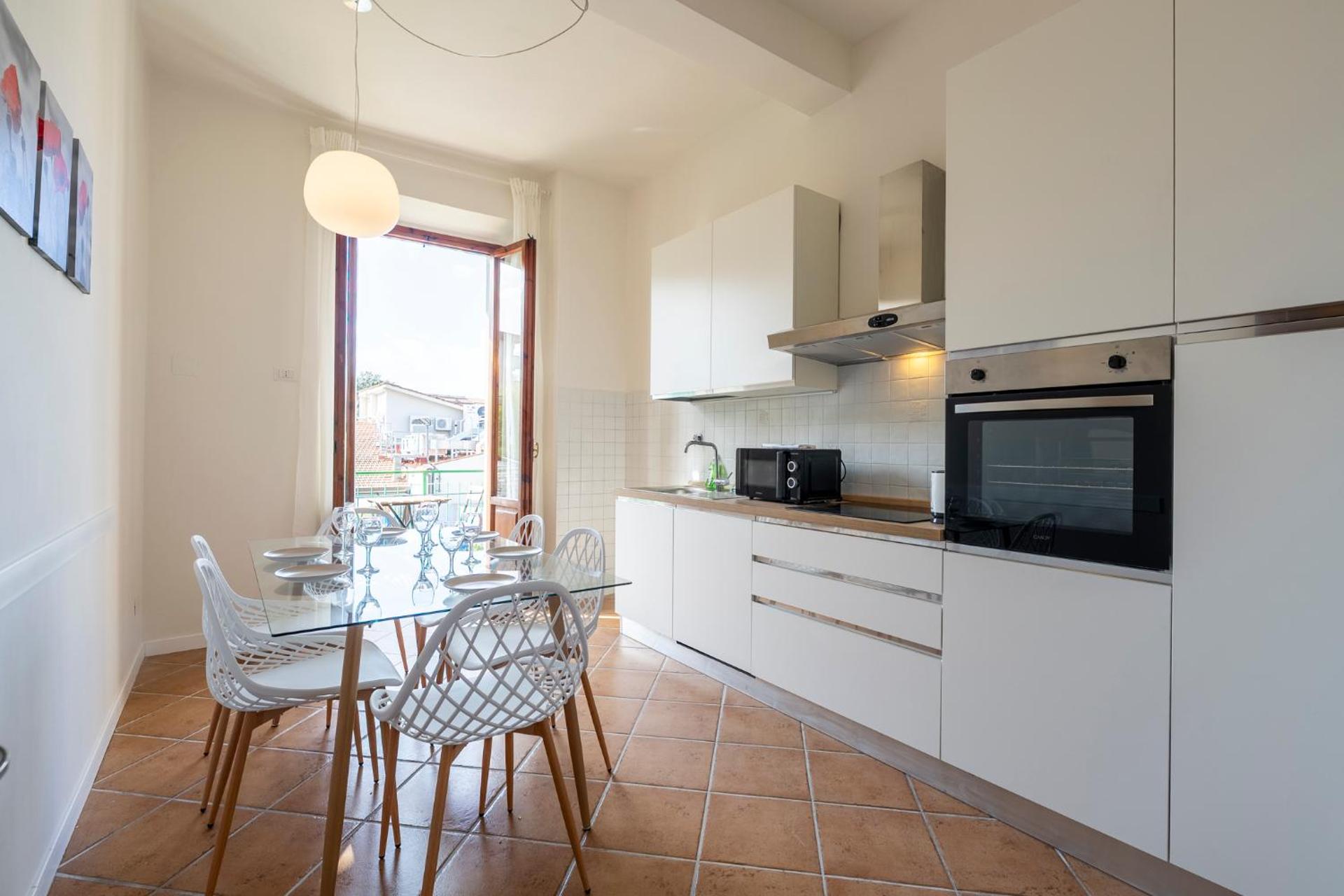 Firenze Center - 9' to Duomo & Uffizi - AC, Wifi - Photo 9