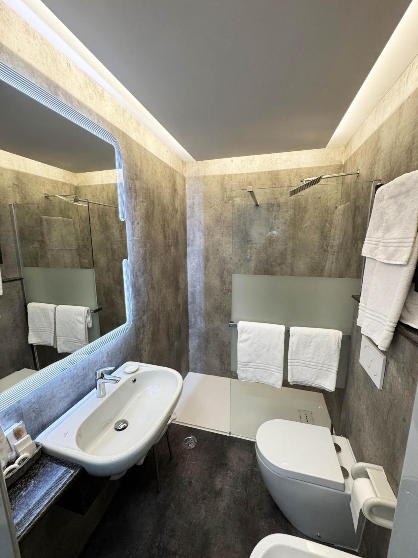 Hotel Michelangelo - Photo 41