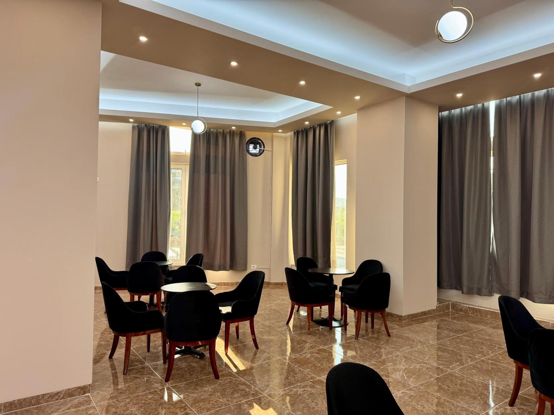 Aerostay hotel 1 km from airport - Photo 3