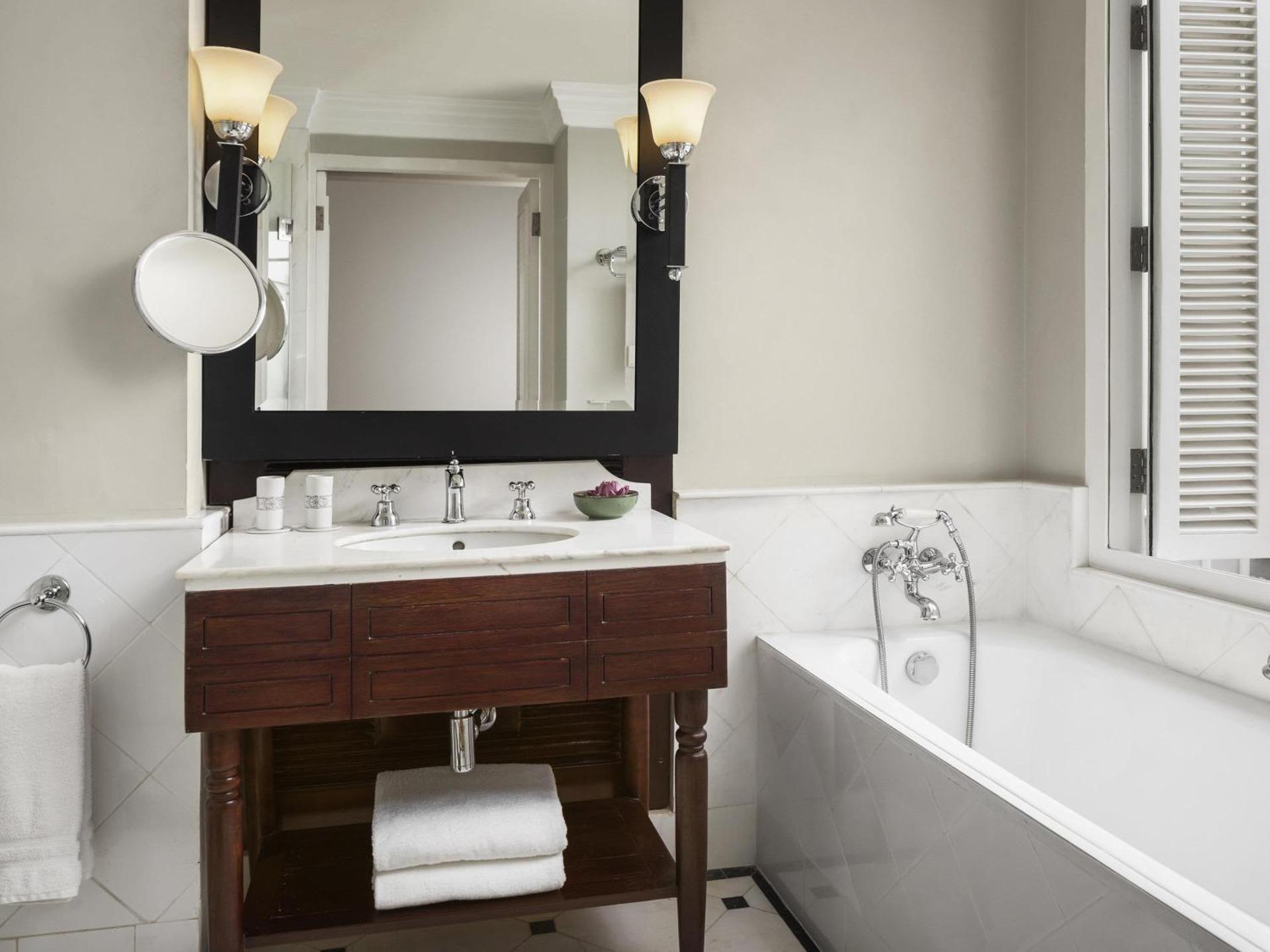 Raffles Hotel Le Royal - Photo 56