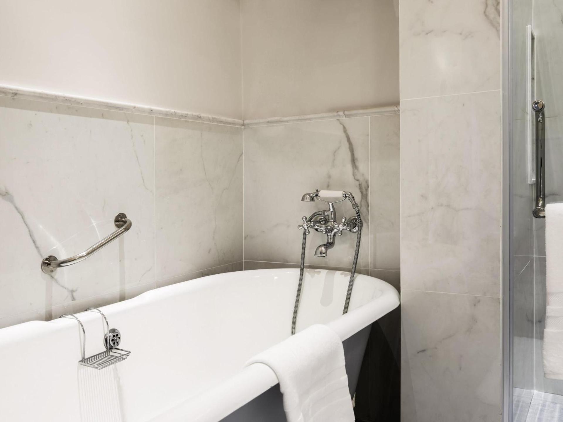 Raffles Hotel Le Royal - Photo 10