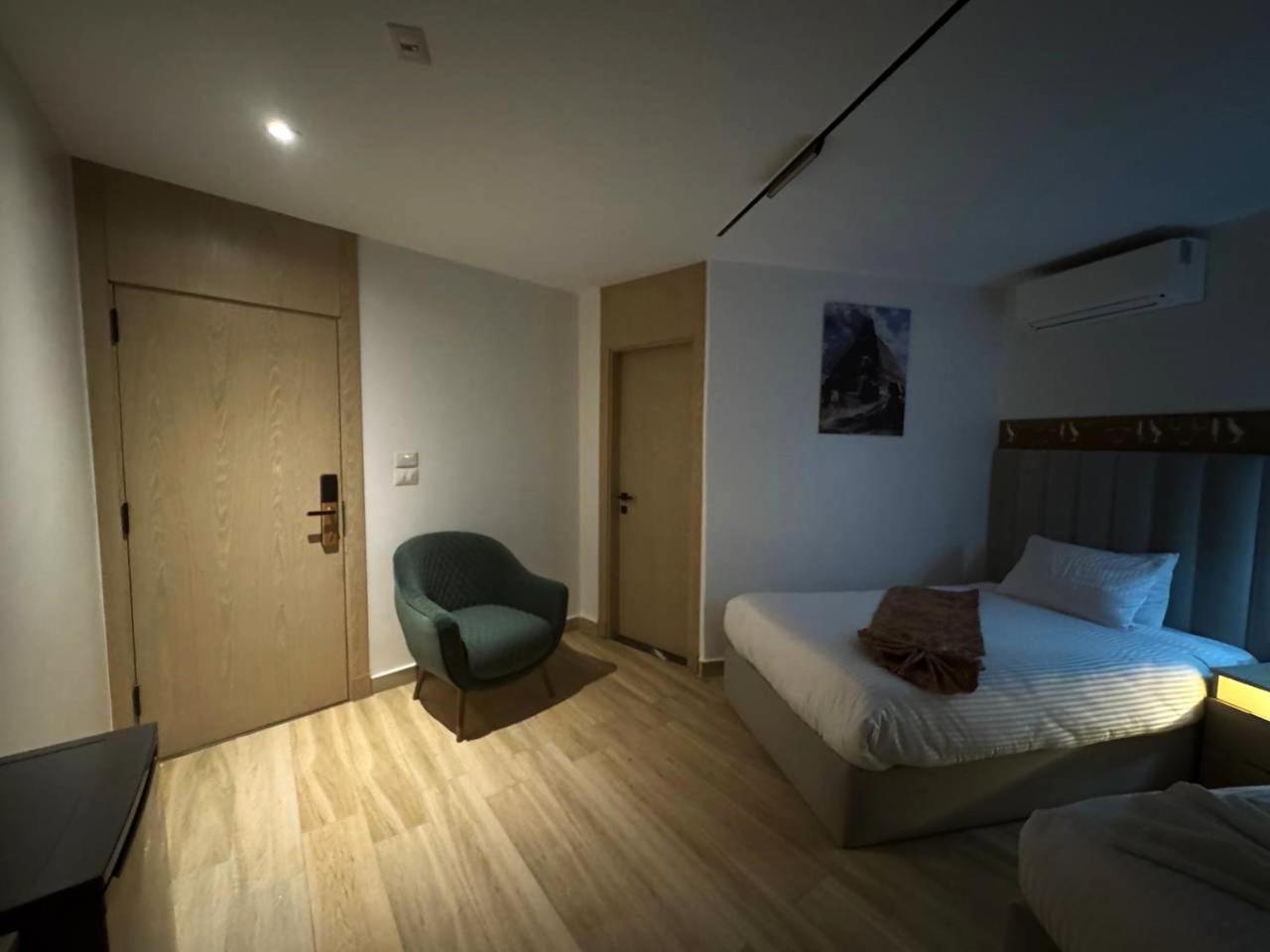 Nefertiti Royal Hotel - Photo 32