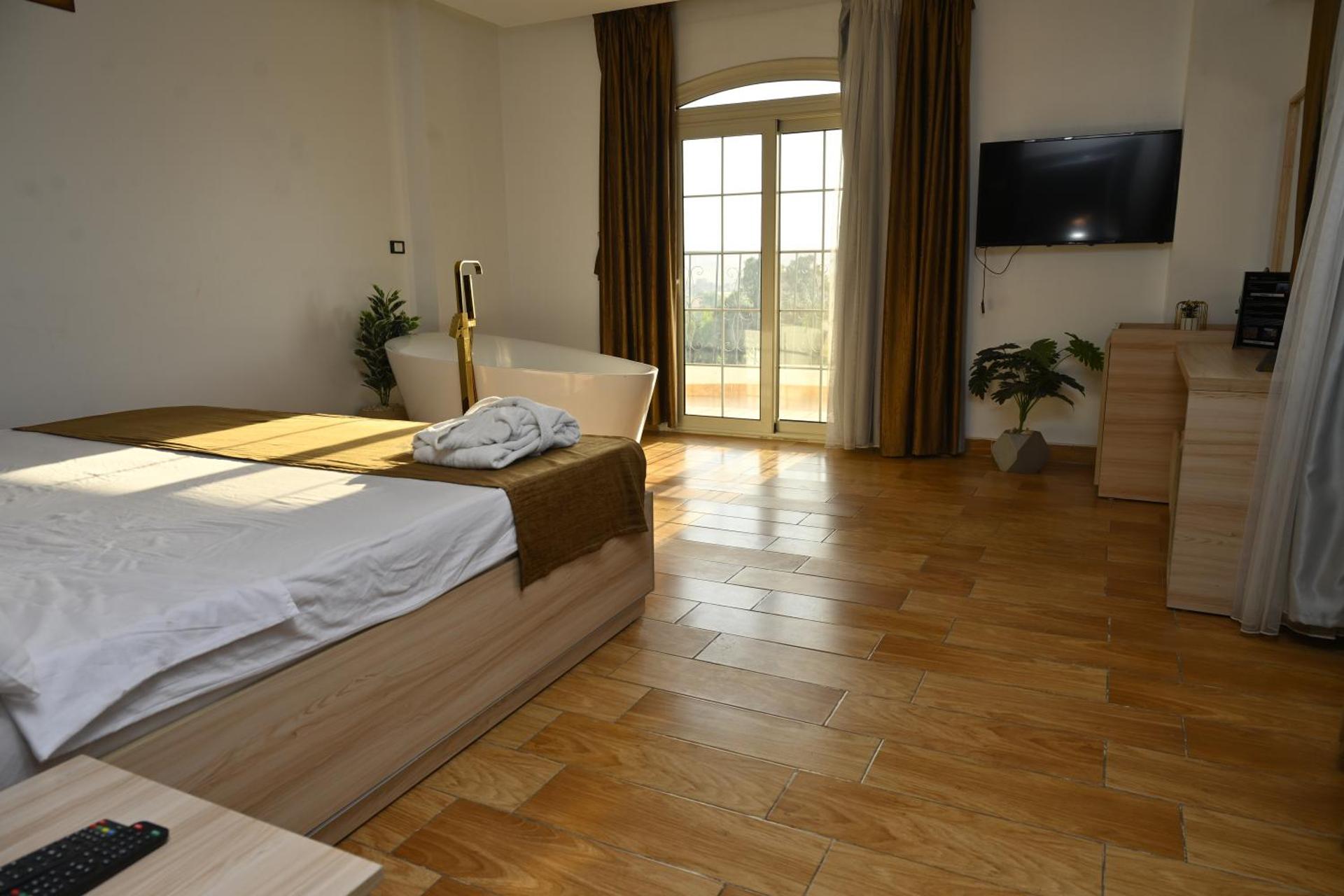 Palm Pyramids View INN - Photo 42