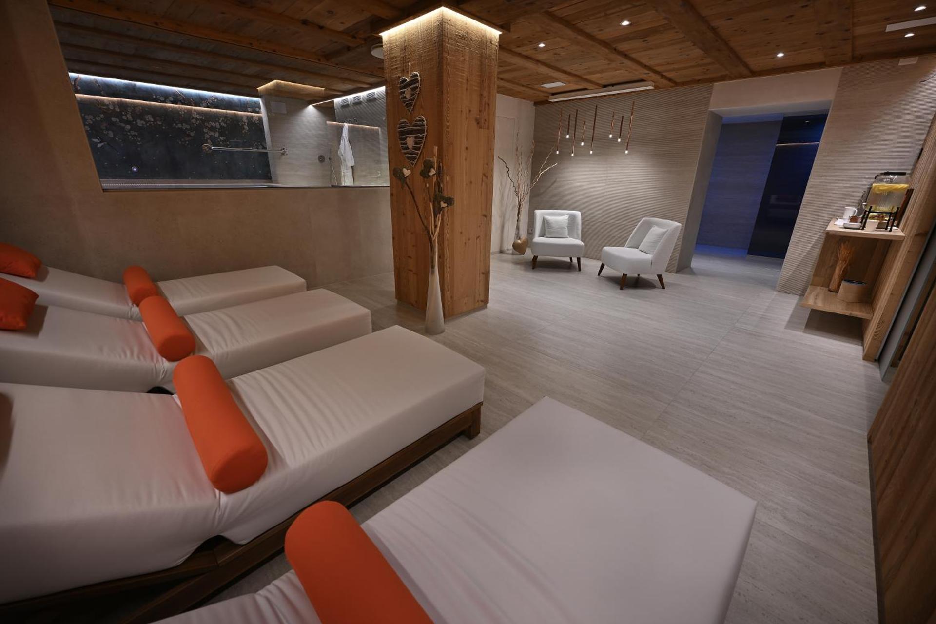 Hotel Piccolo Tibet - Photo 183