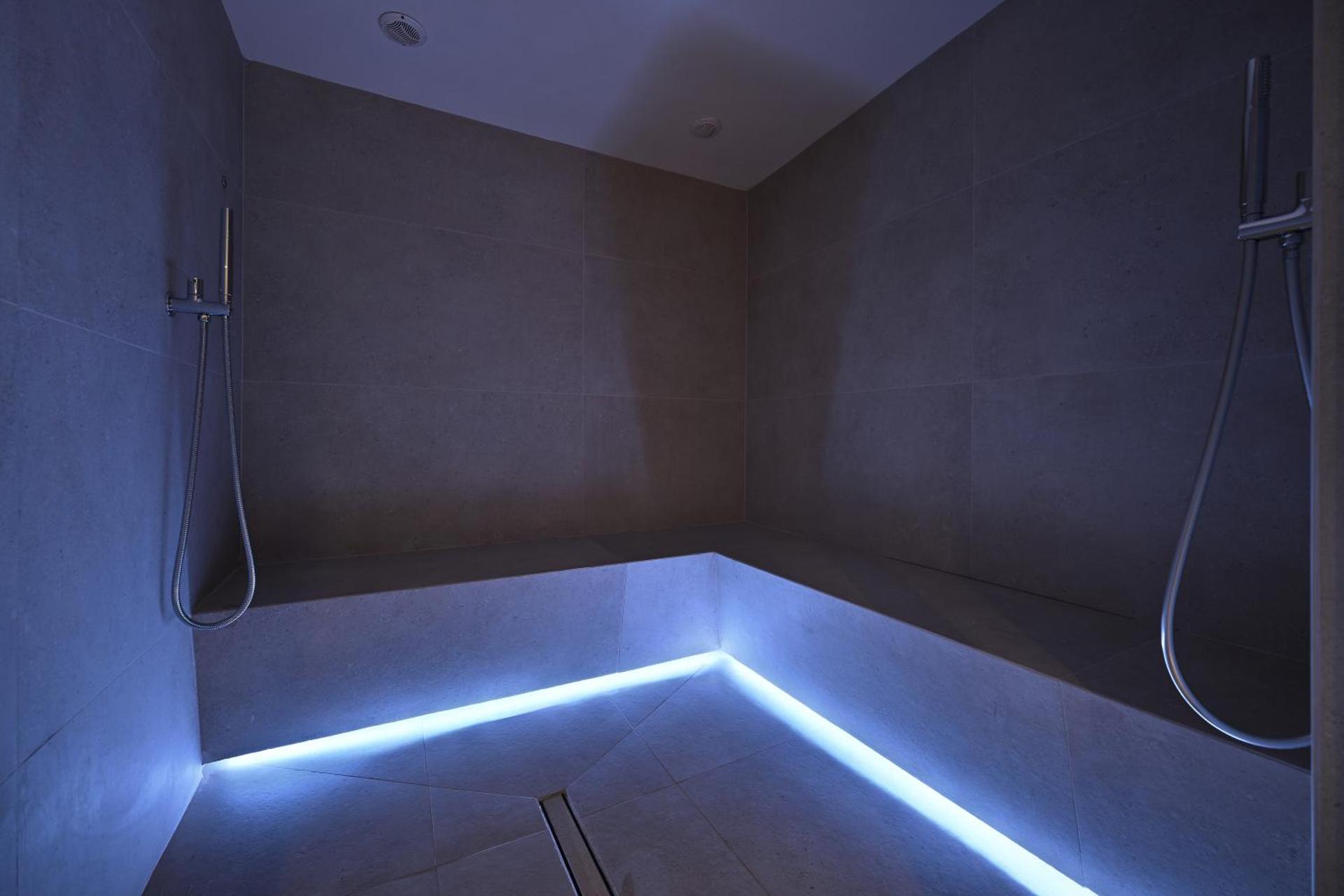 Hotel Piccolo Tibet - Photo 163