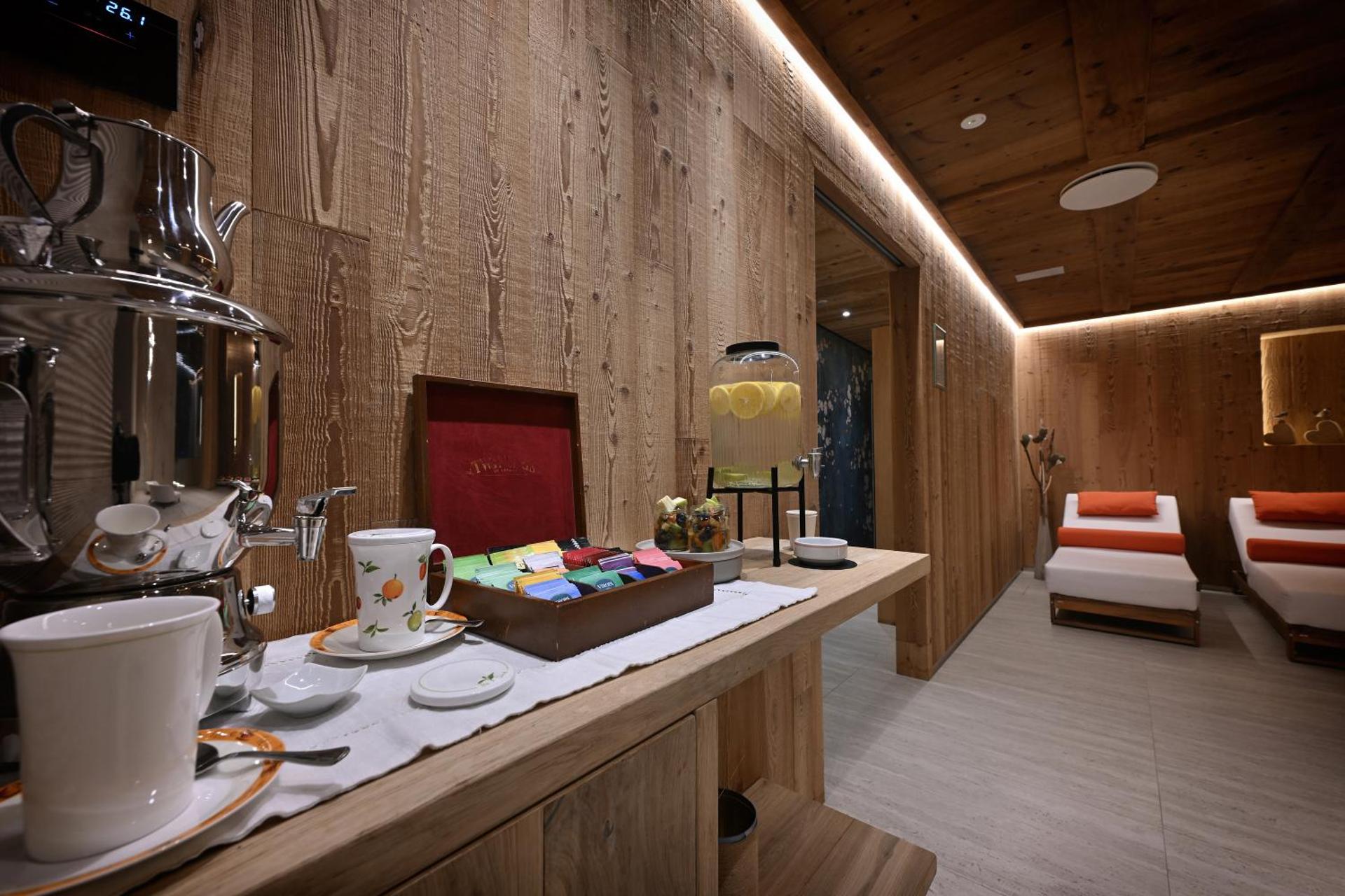 Hotel Piccolo Tibet - Photo 159