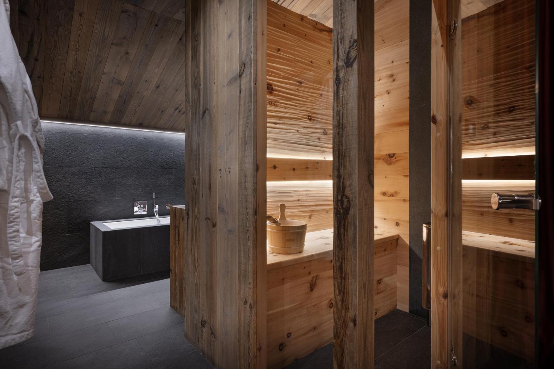 Hotel Piccolo Tibet - Photo 100