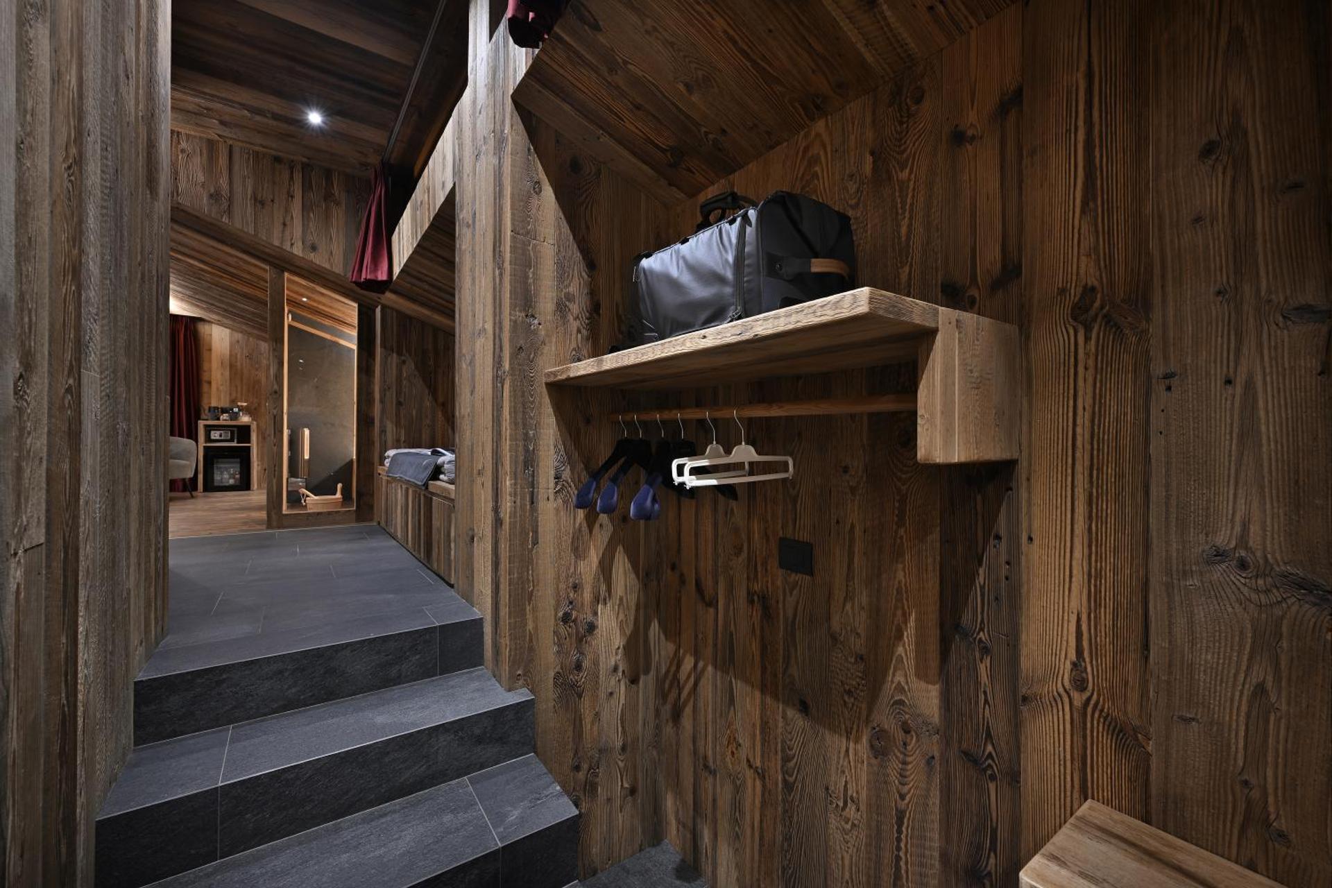 Hotel Piccolo Tibet - Photo 123