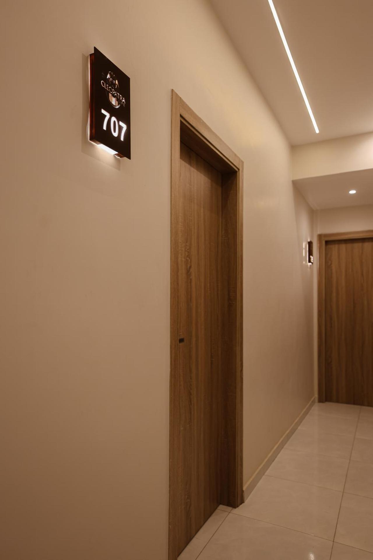 cleopatralife - Photo 83