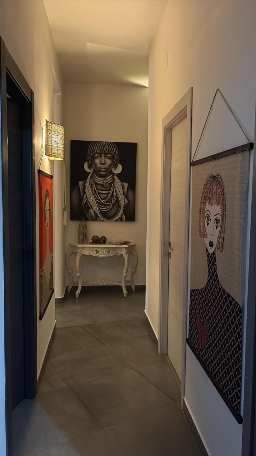 Ross House - Photo 3