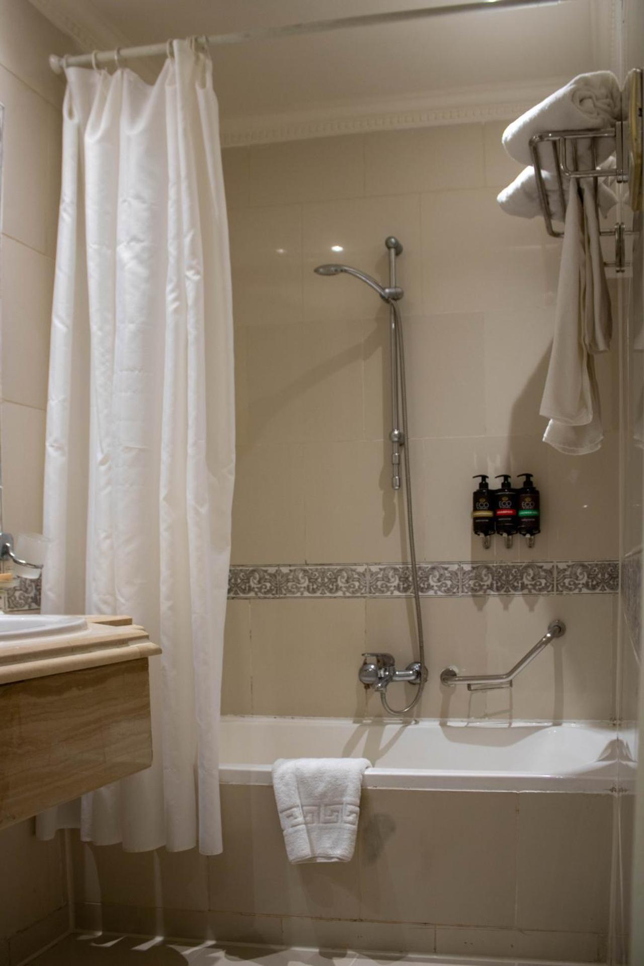 Windsor Palace Luxury Heritage Hotel Since 1906 by Paradise Inn Group - Photo 59