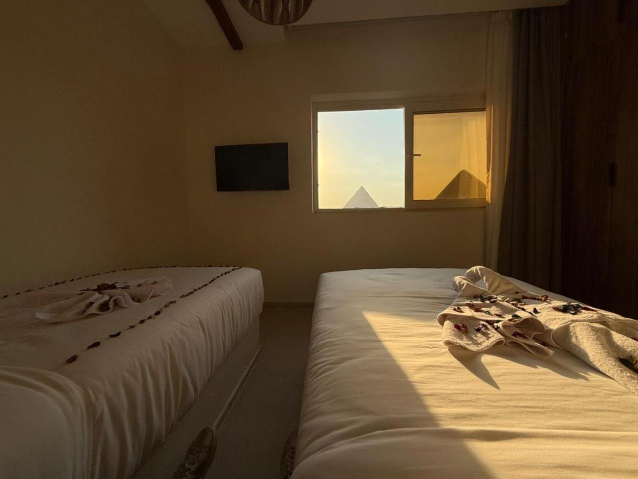 Pyramids Spiritual Gate - Photo 16