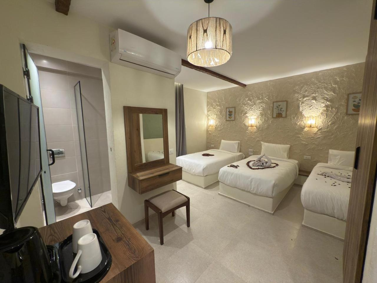 Pyramids Spiritual Gate - Photo 8