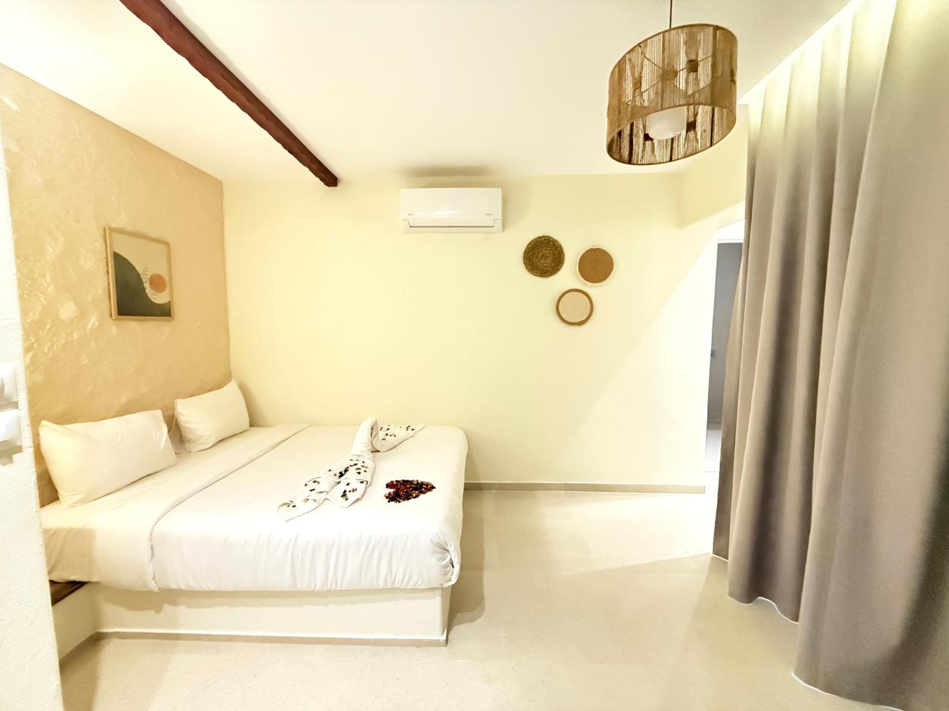 Pyramids Spiritual Gate - Photo 19