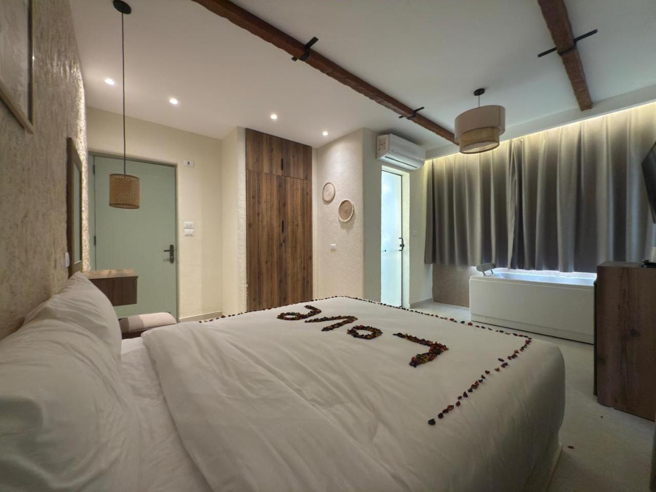 Pyramids Spiritual Gate - Photo 33