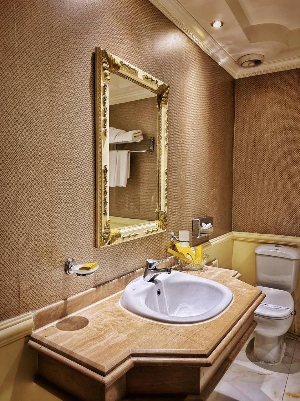 Windsor Palace Luxury Heritage Hotel Since 1906 by Paradise Inn Group - Photo 12