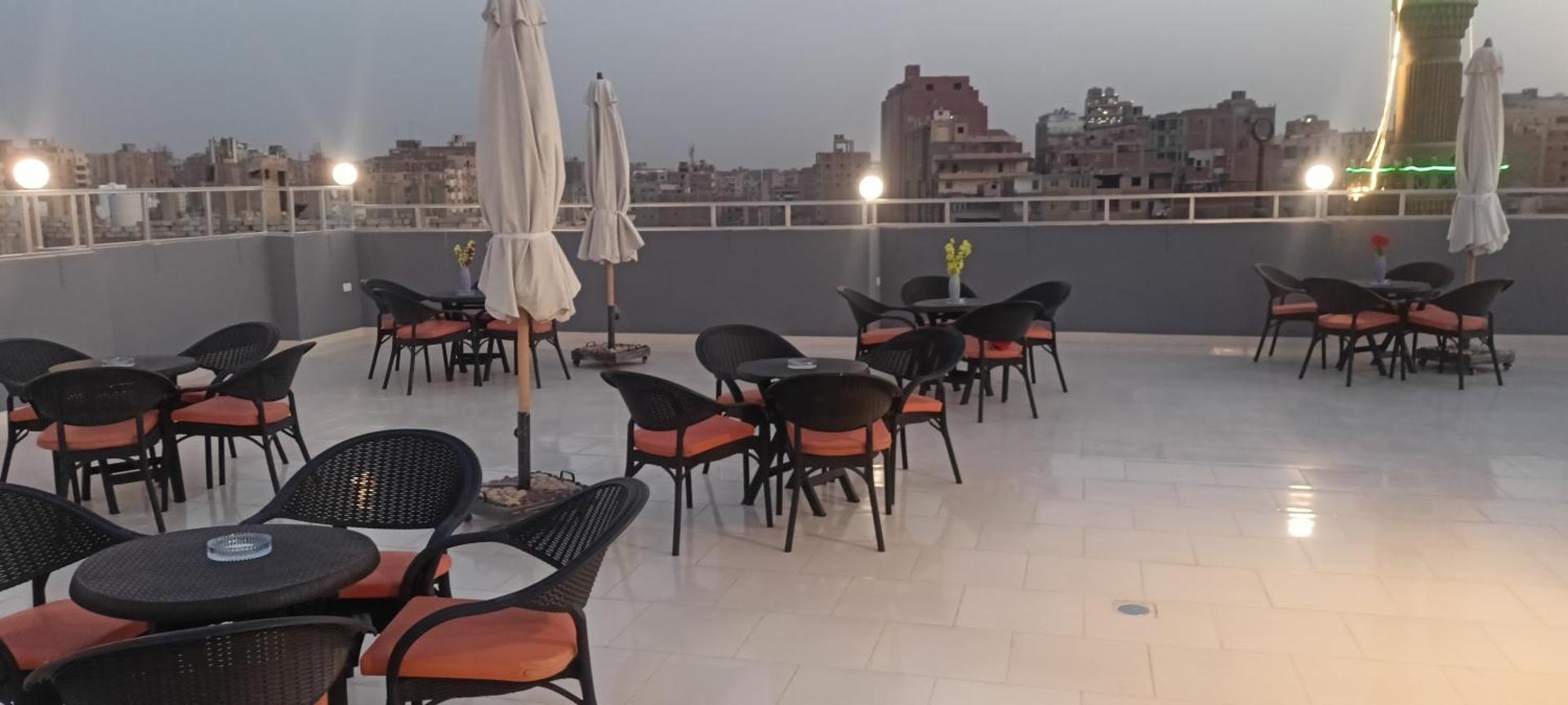 Phoenix Pyramids View Inn - Photo 110