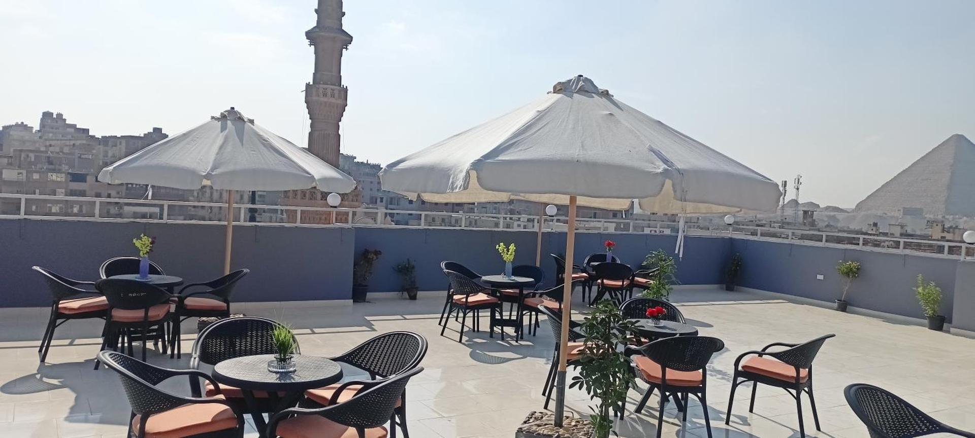 Phoenix Pyramids View Inn - Photo 12