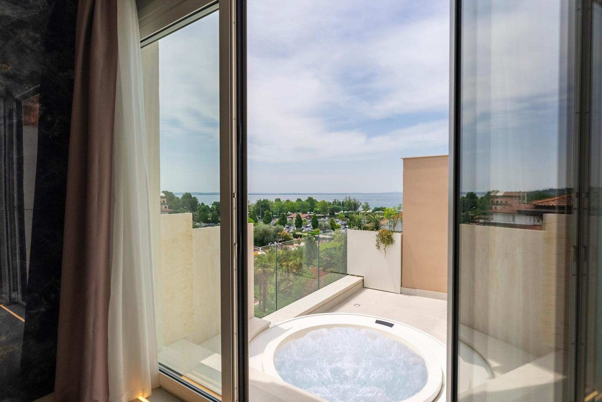 Palazzo della Scala Spa Hotel Suites & Apartments - Photo 157