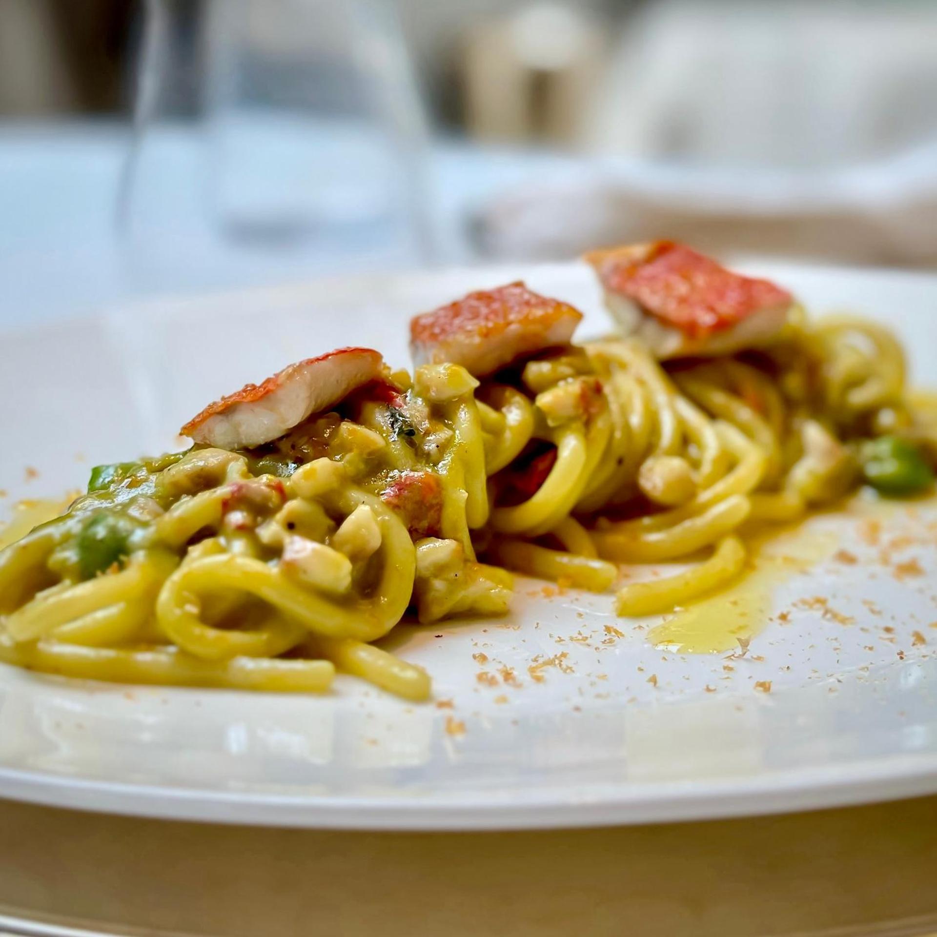 Parizzi Suites&Studio Restaurant - Photo 21