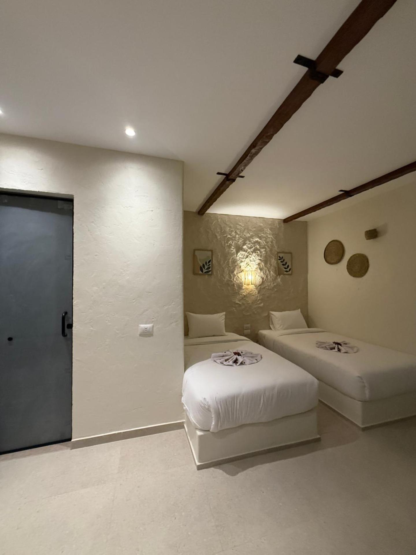 Pyramids Spiritual Gate - Photo 3