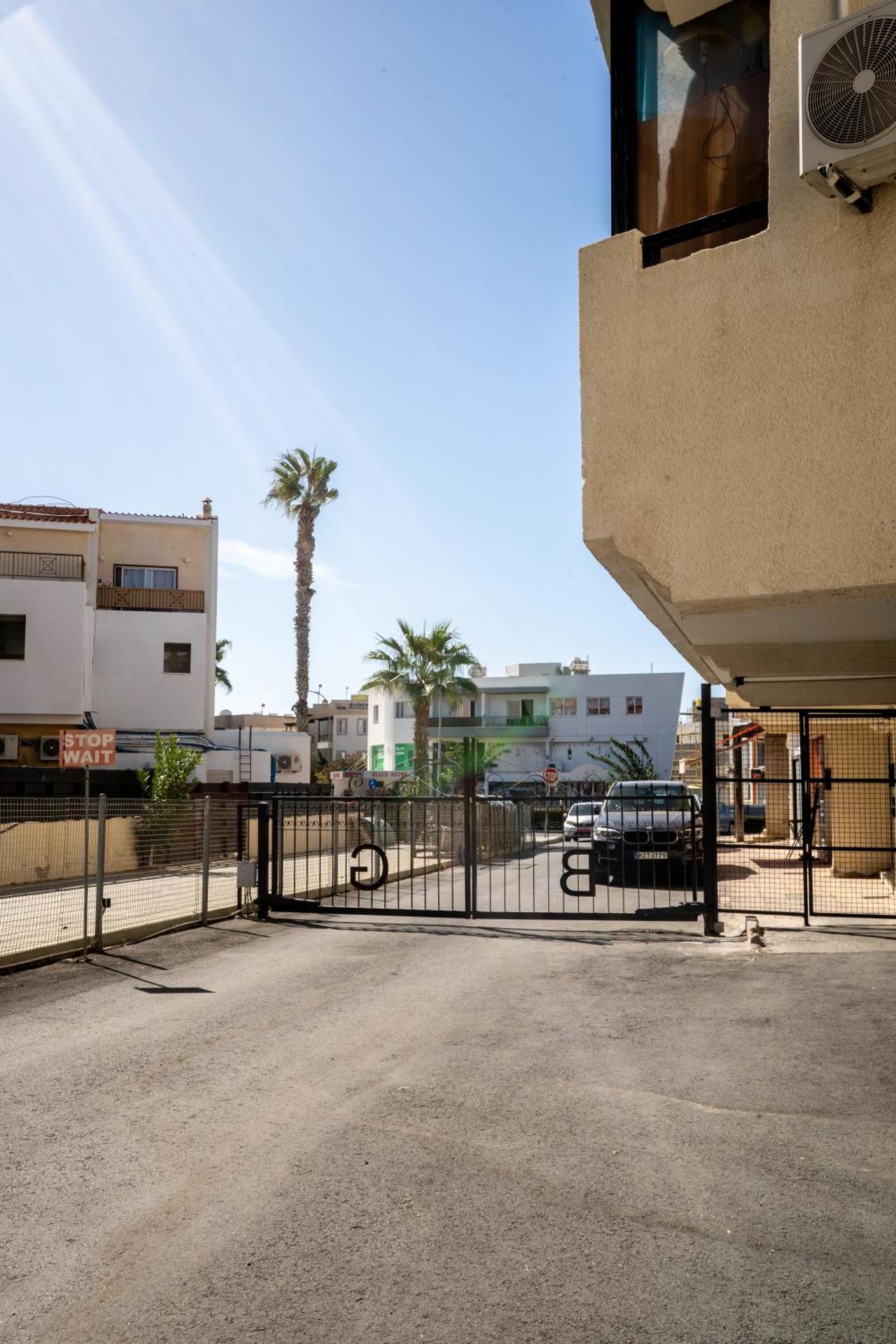 Byzantium Breeze 2B, Pool, Center Paphos - Photo 10