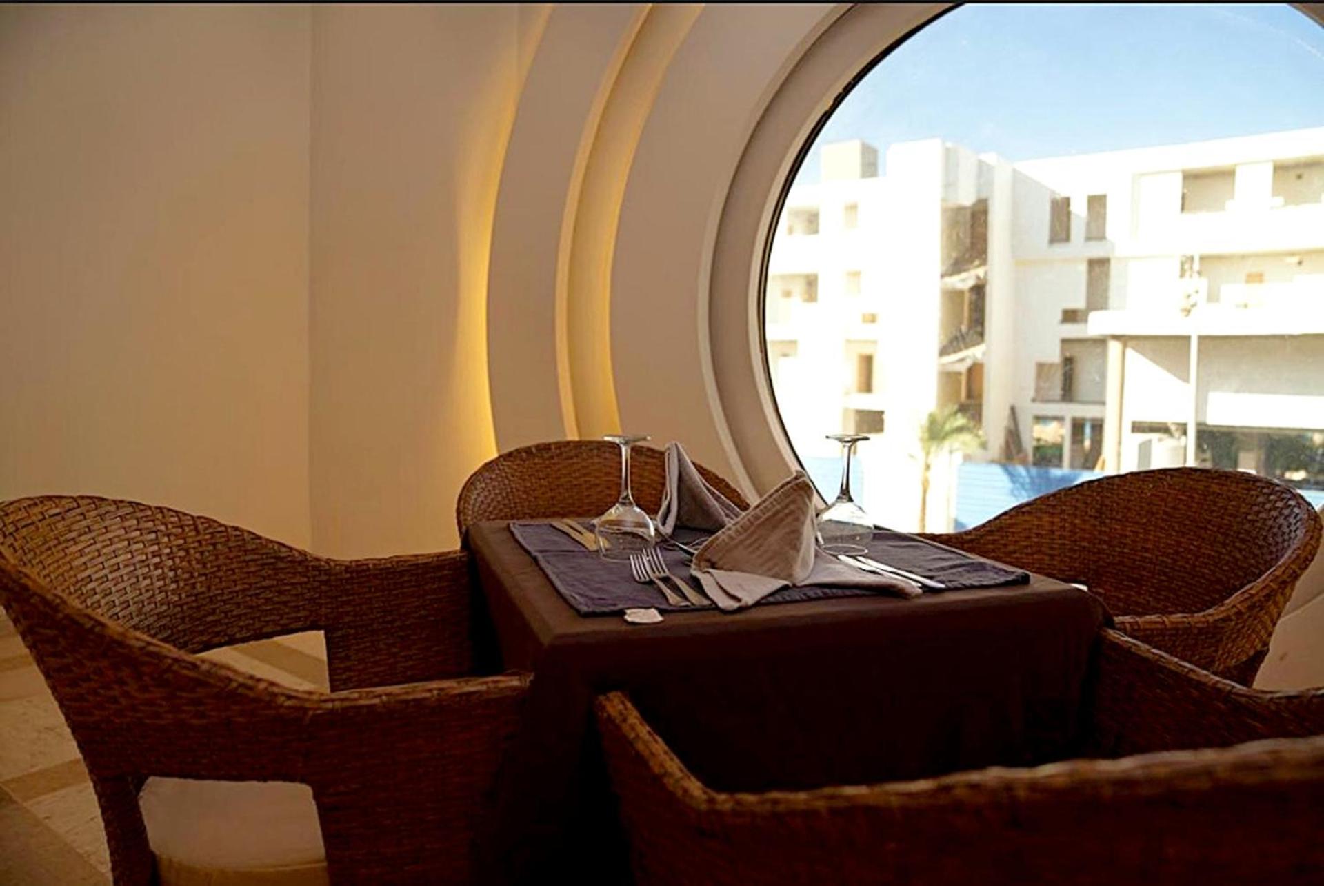 Dexon Roma Down Town Hotel - Photo 11