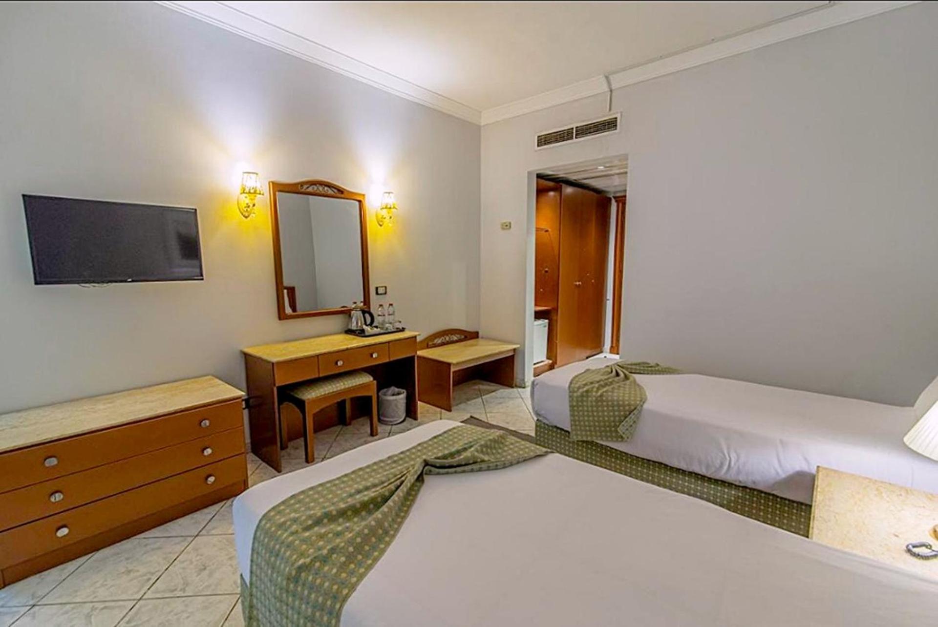 Dexon Roma Down Town Hotel - Photo 44