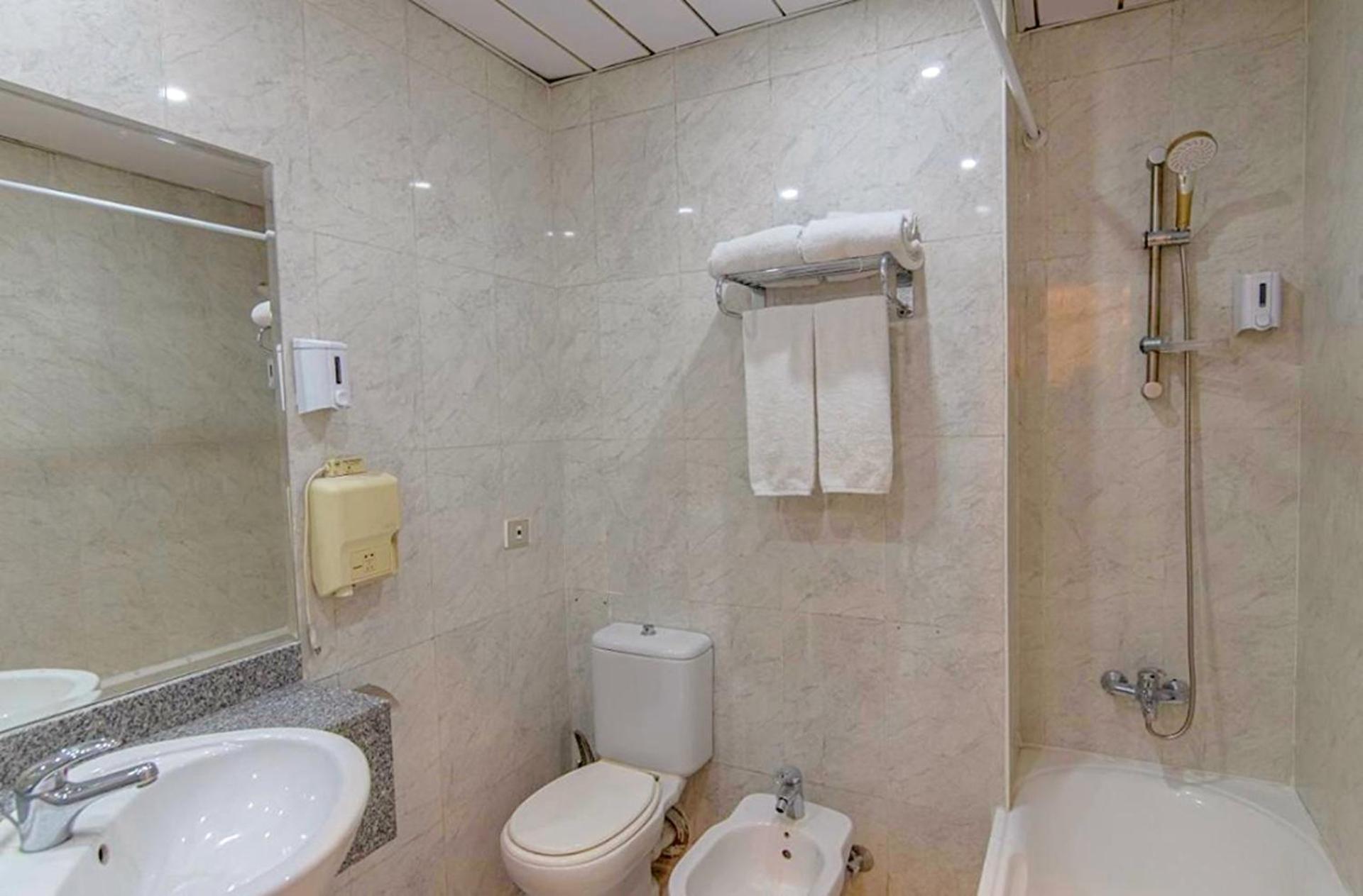 Dexon Roma Down Town Hotel - Photo 27