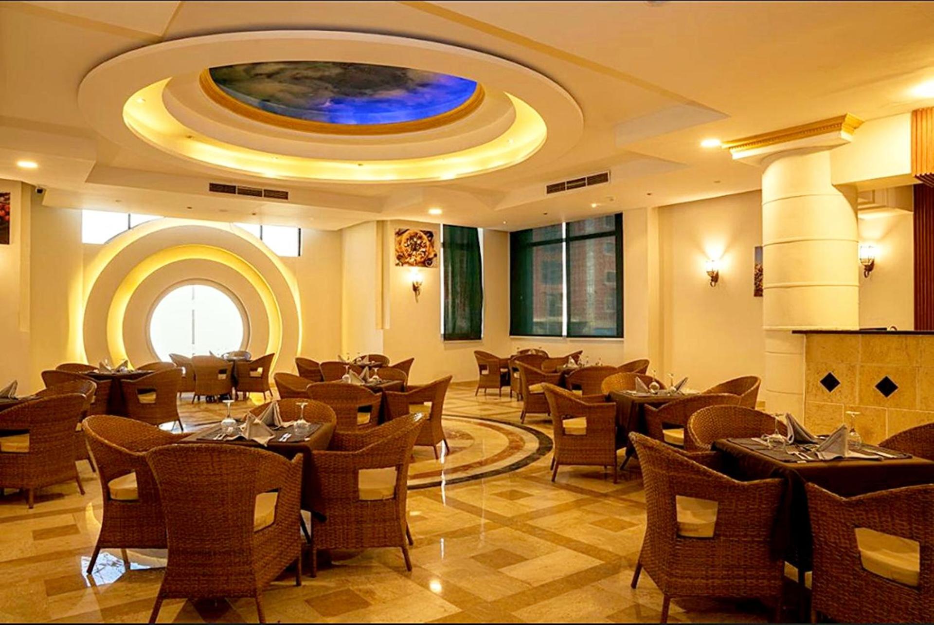 Dexon Roma Down Town Hotel - Photo 12