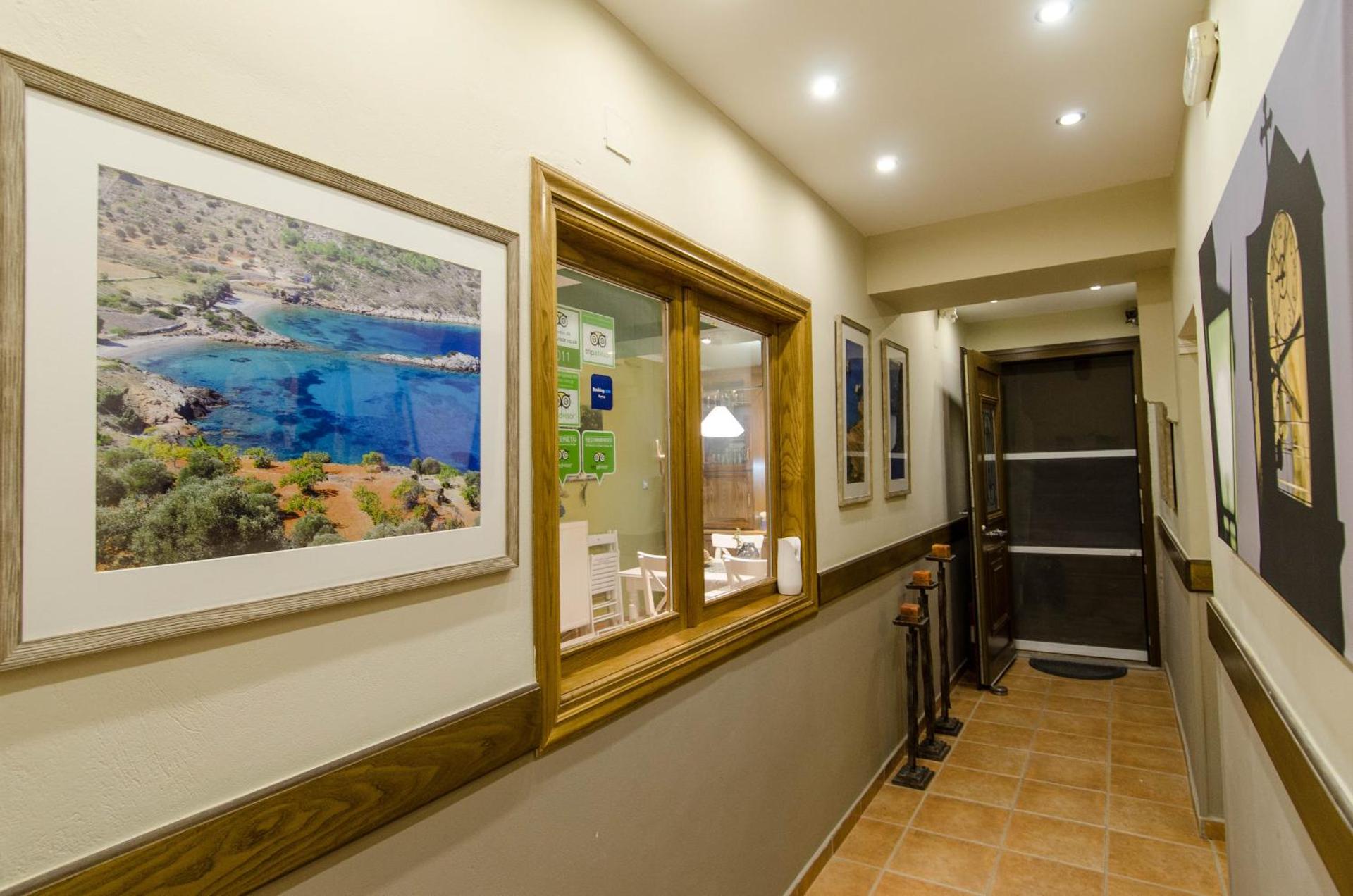 Plaka Studios - Photo 132