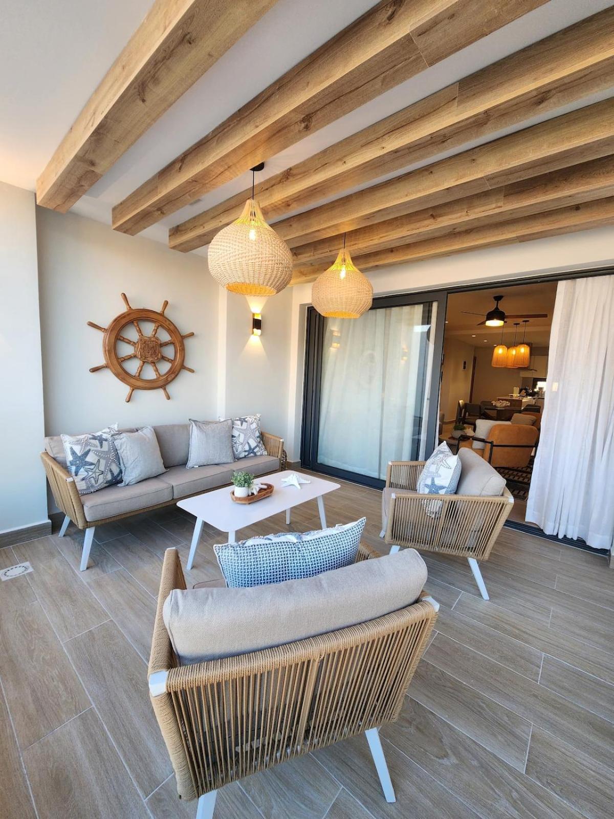 Luxury Beachside Retreat & Private Plunge Pool - Photo 13