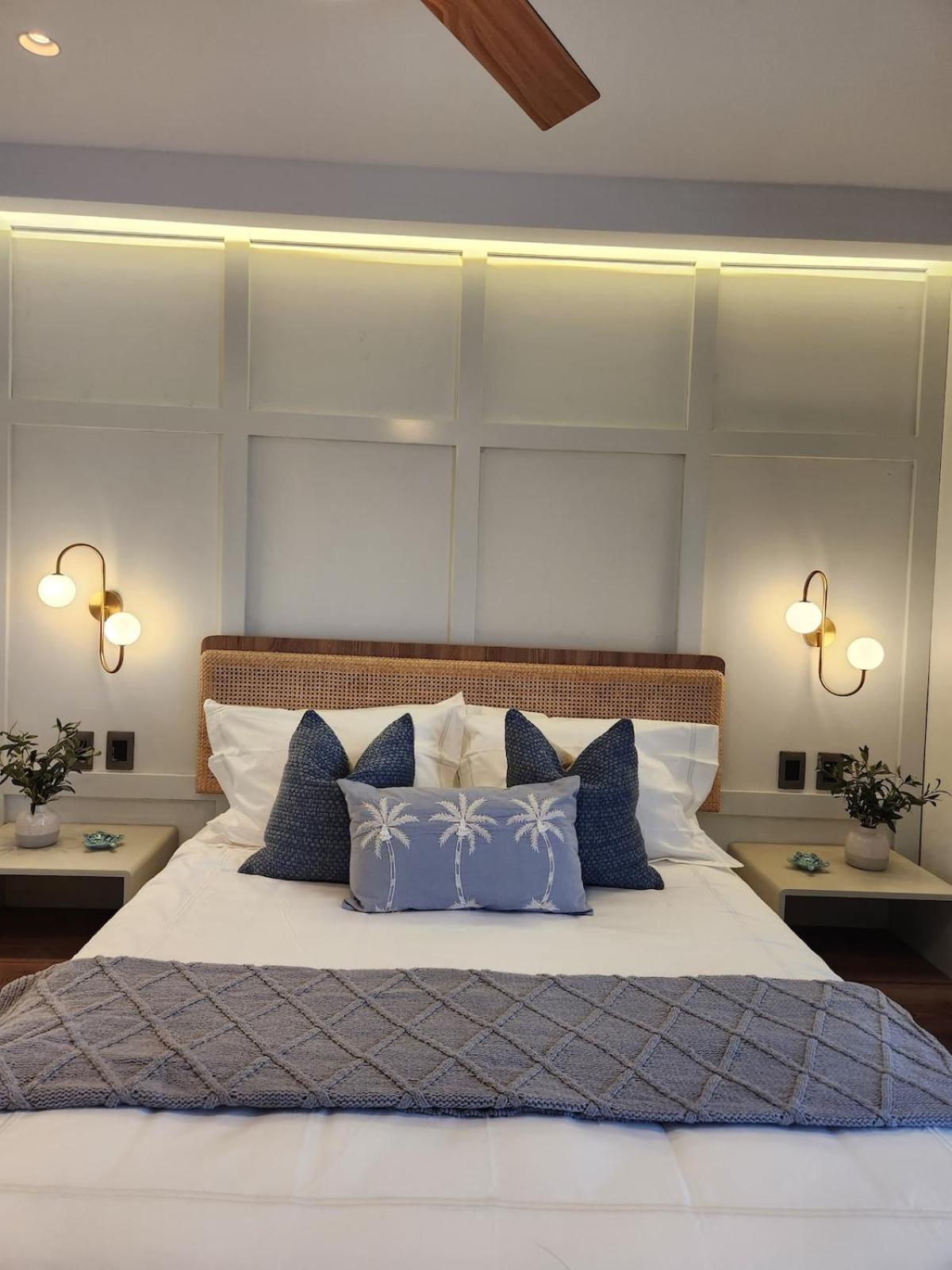 Luxury Beachside Retreat & Private Plunge Pool - Photo 21