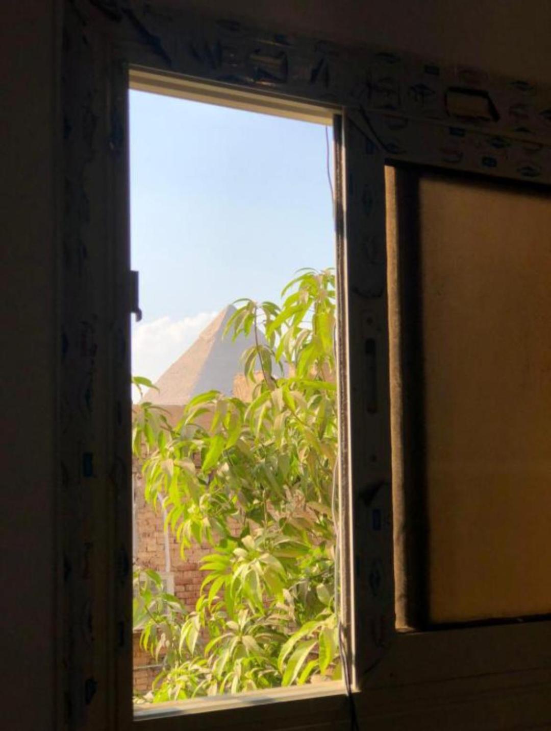 Falcon pyramids inn - Photo 7